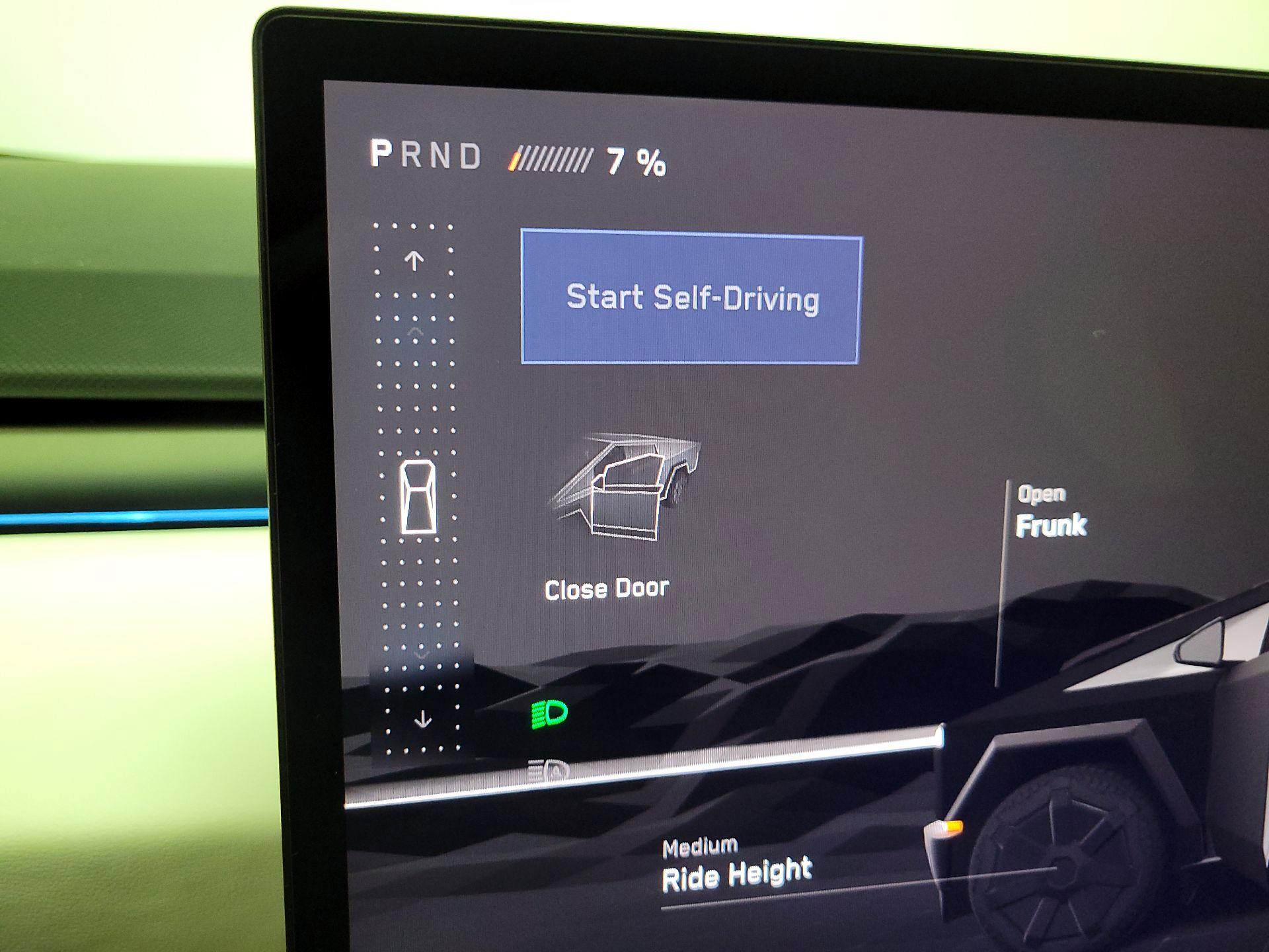 Thumbnail: 2024 Tesla Cybertruck - 17