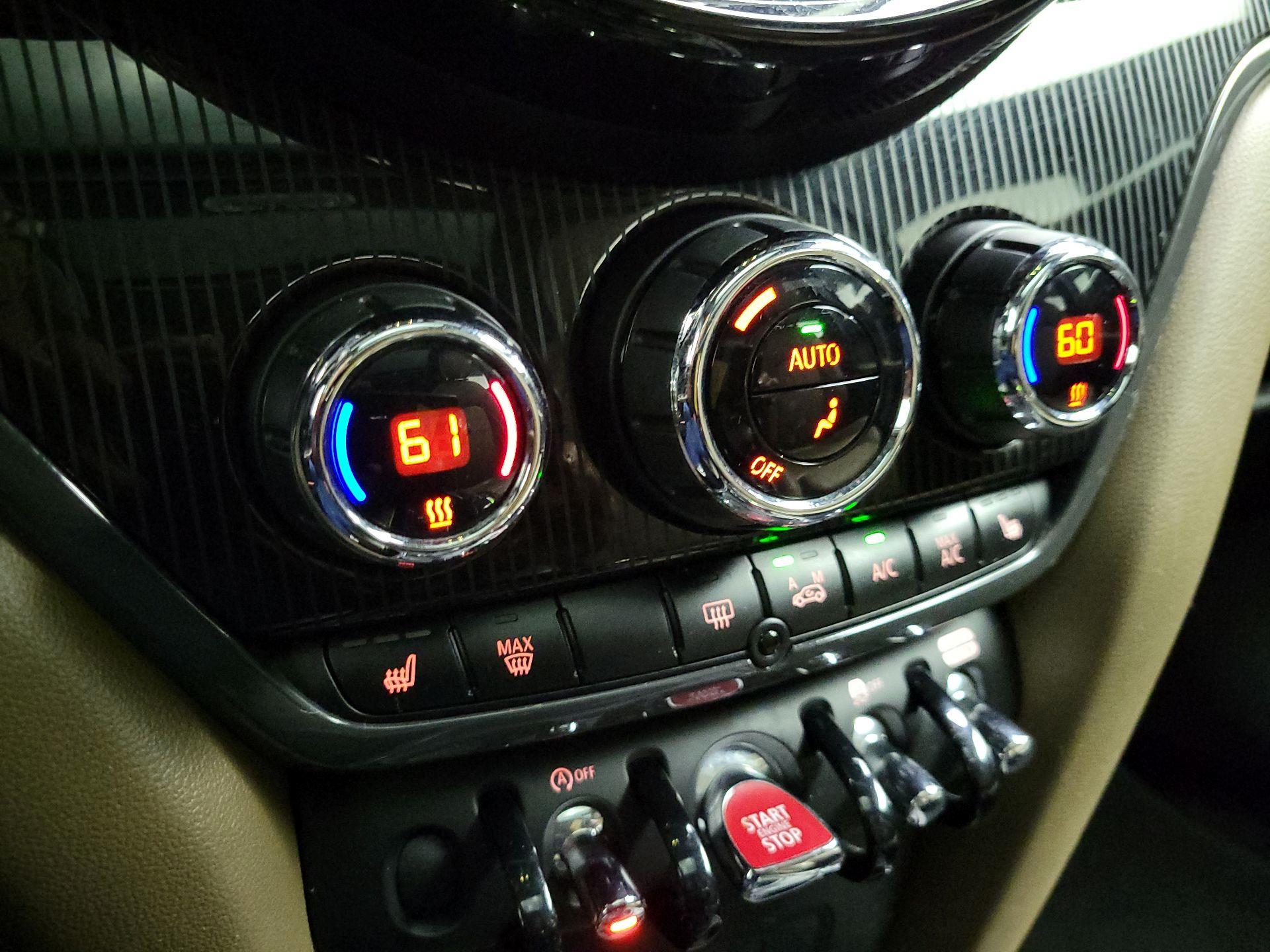 Thumbnail: 2019 MINI Cooper Countryman - 17