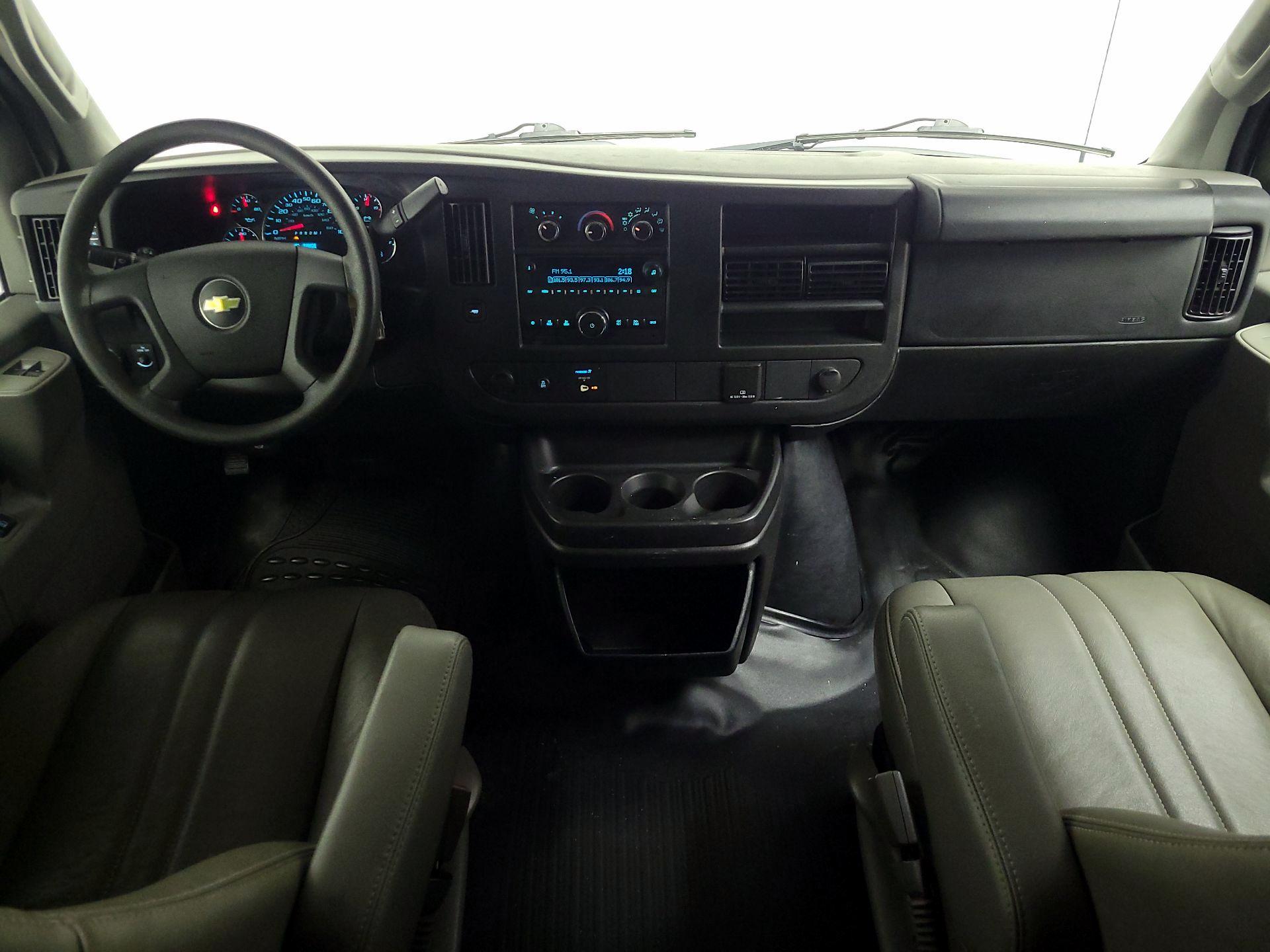 Thumbnail: 2017 Chevrolet Express - 9