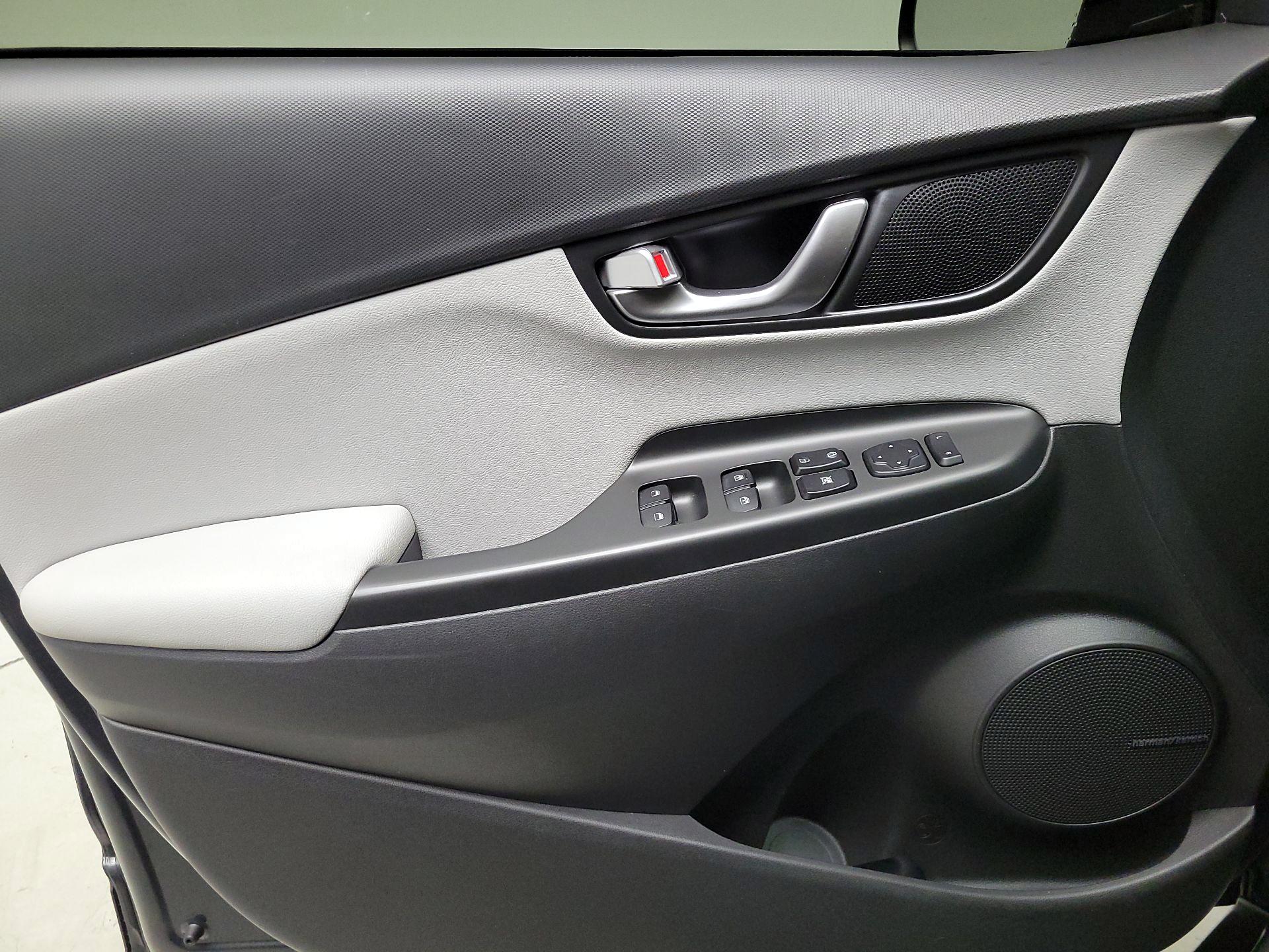 Thumbnail: 2022 Hyundai Kona - 12