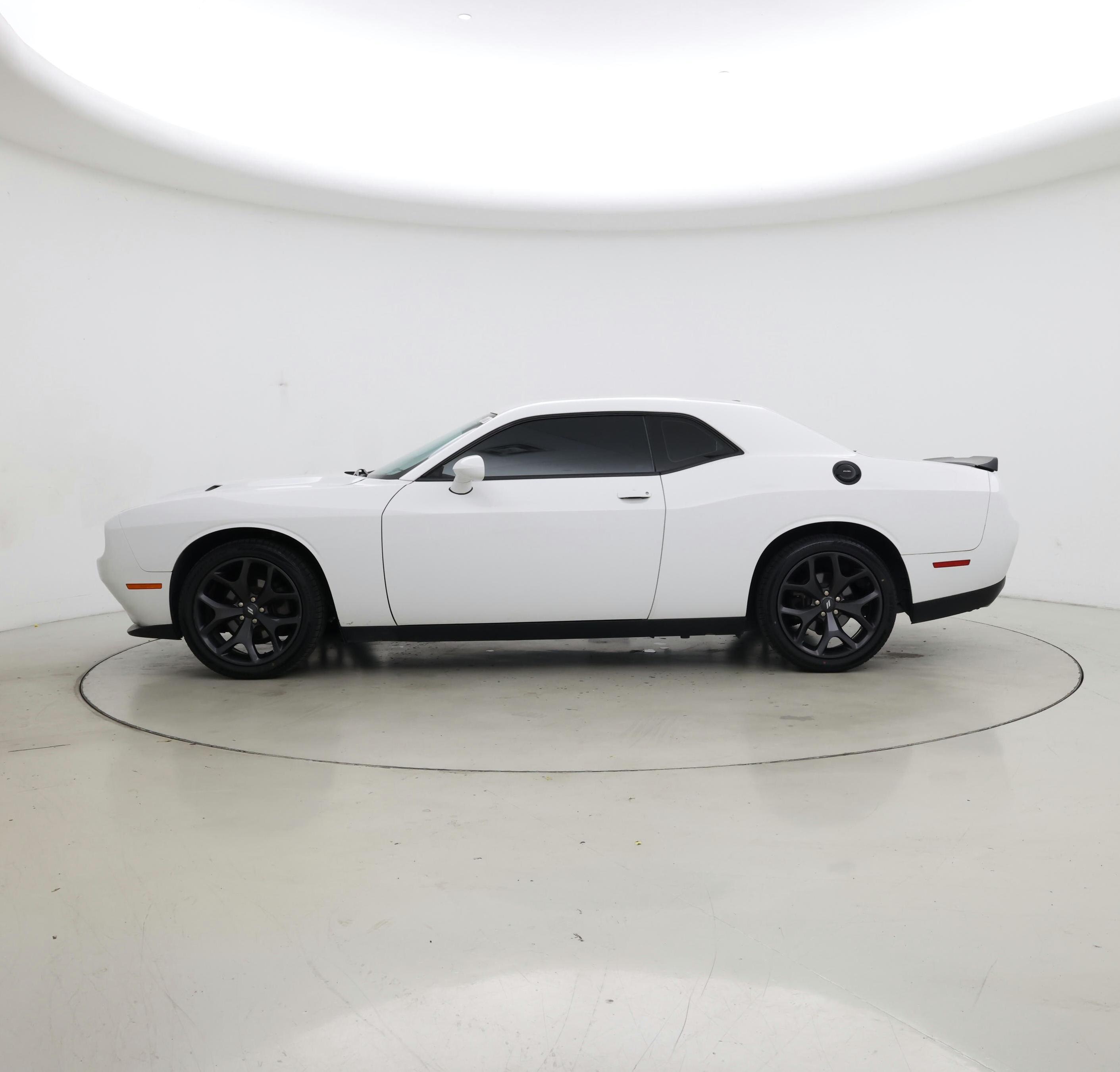 Thumbnail: 2020 Dodge Challenger - 3