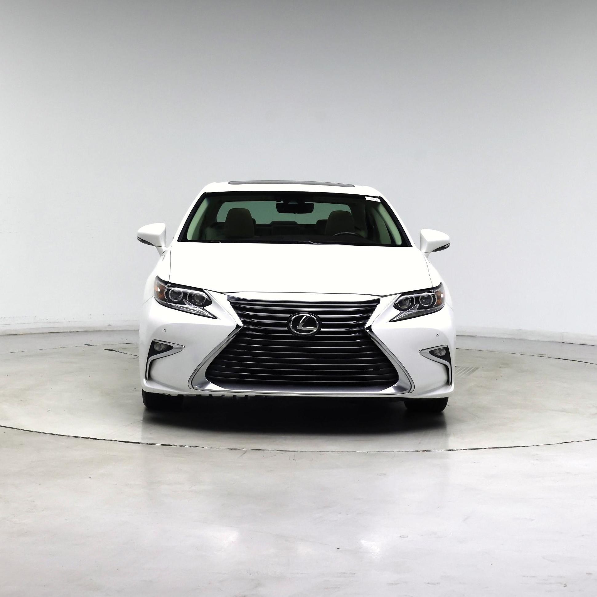 Thumbnail: 2018 Lexus ES - 5