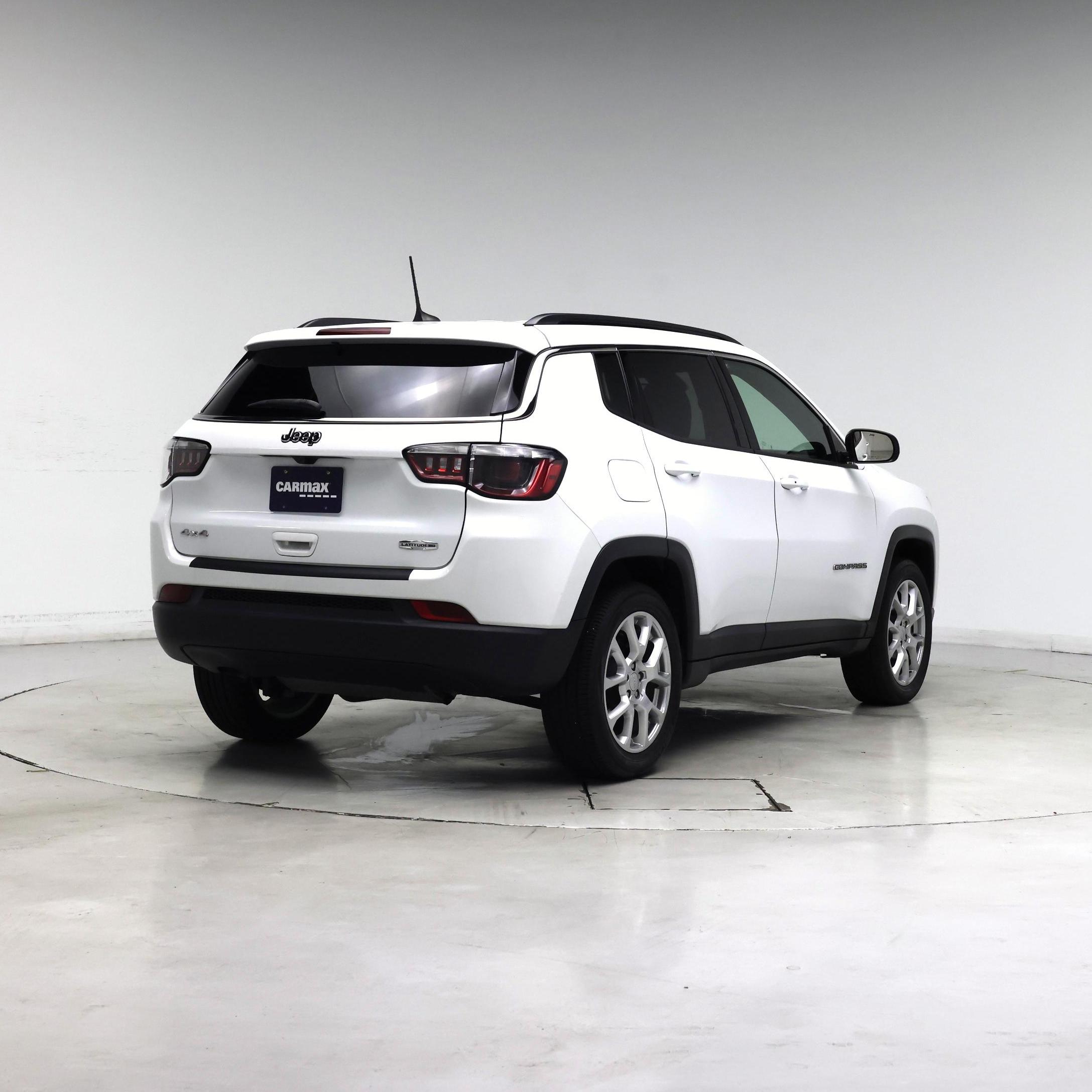 Thumbnail: 2023 Jeep Compass - 8