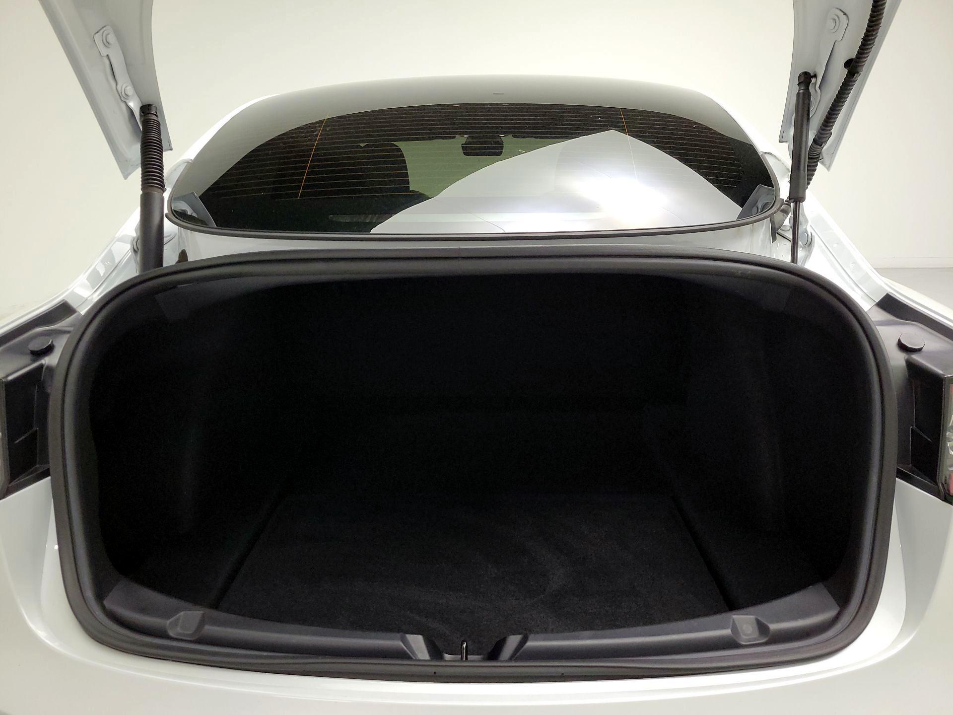 Thumbnail: 2023 Tesla Model 3 - 20