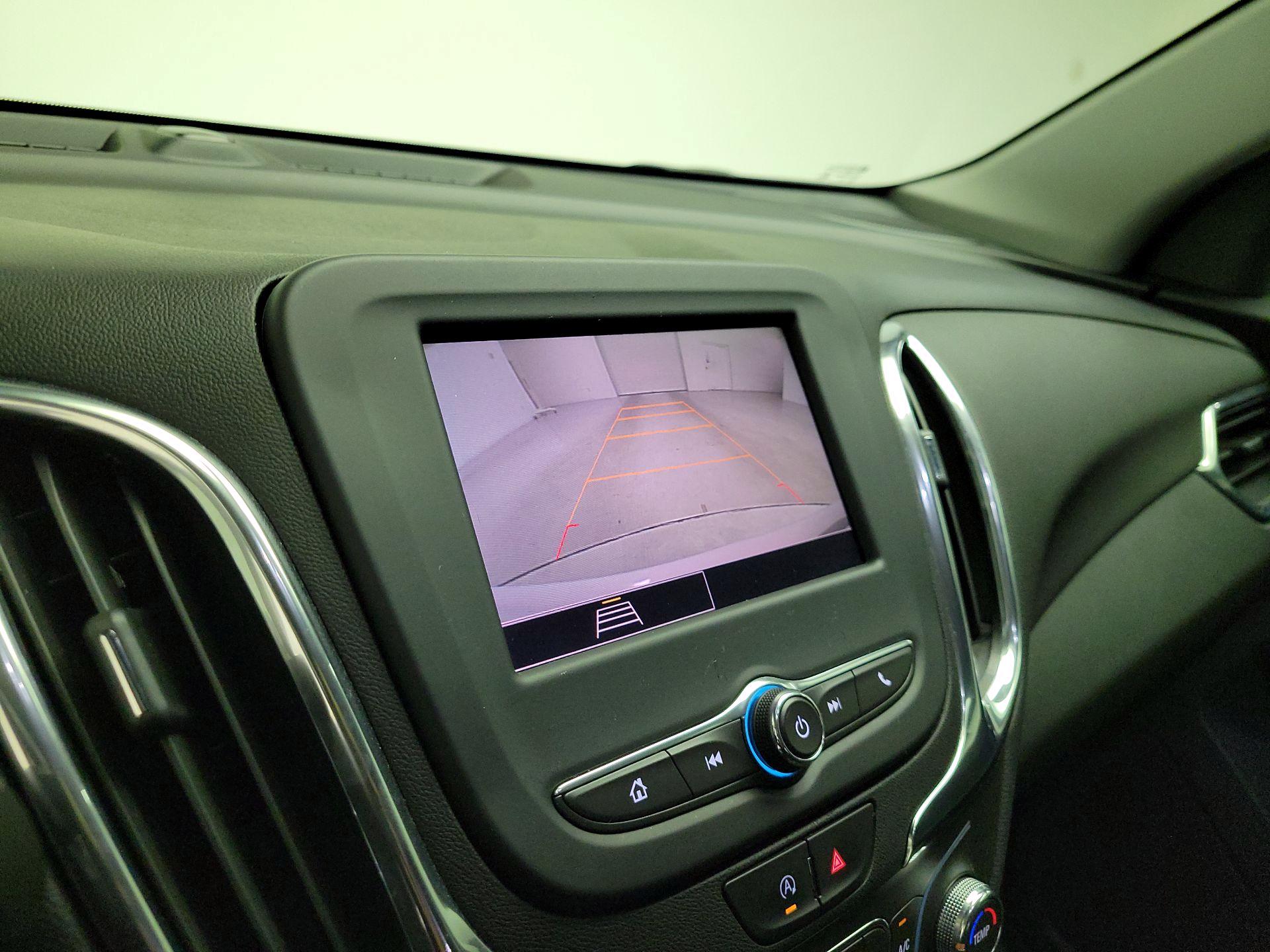 Thumbnail: 2022 Chevrolet Equinox - 14