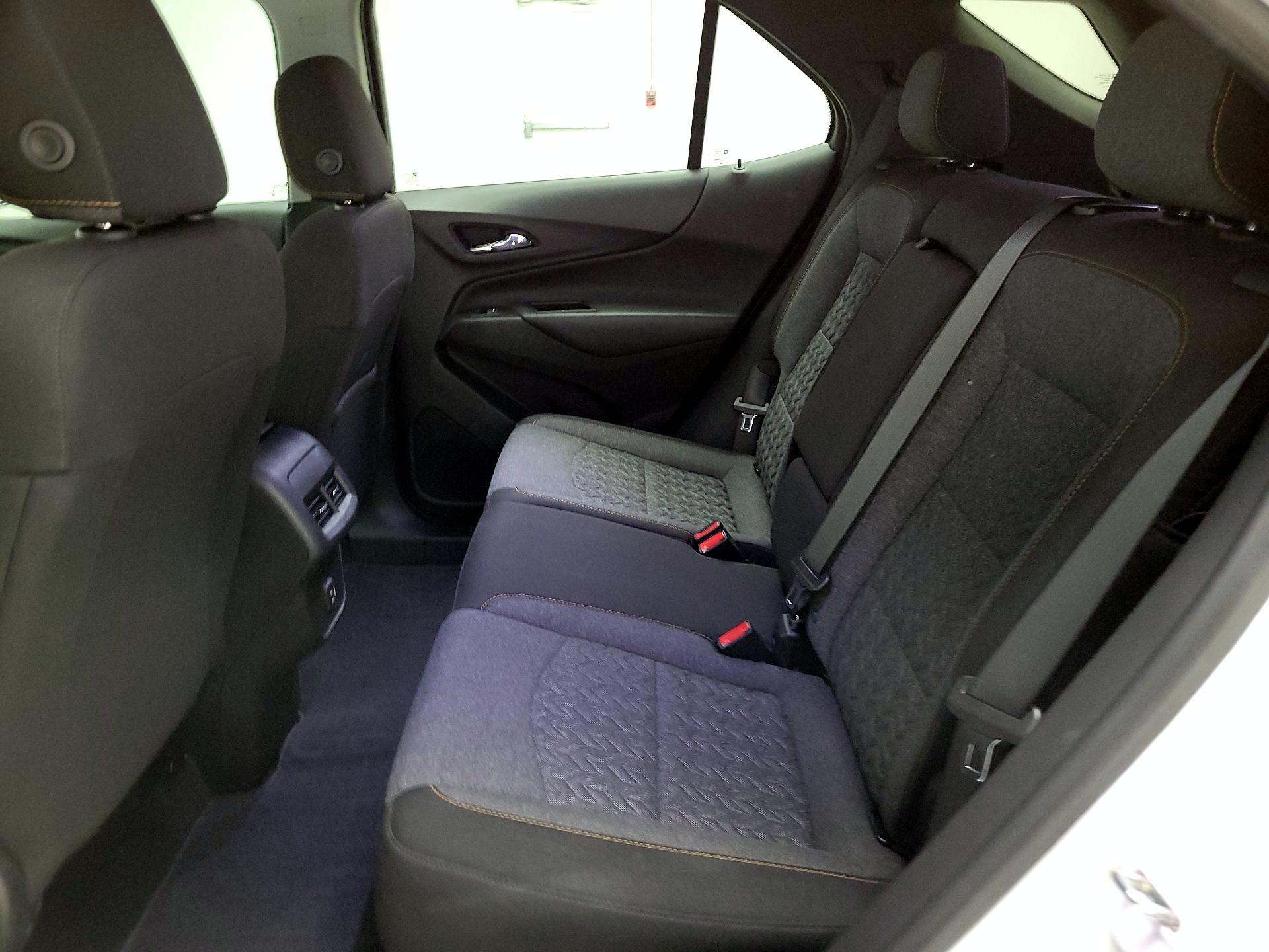 Thumbnail: 2022 Chevrolet Equinox - 19