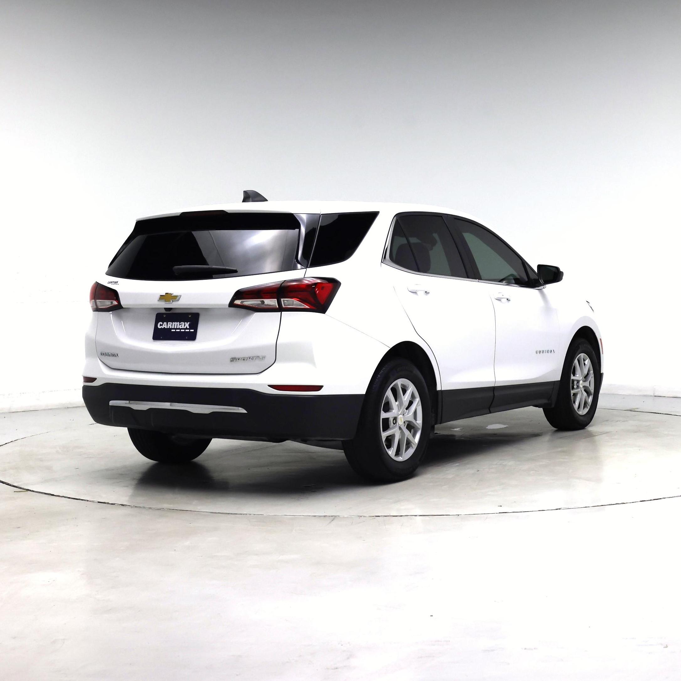 Thumbnail: 2022 Chevrolet Equinox - 8