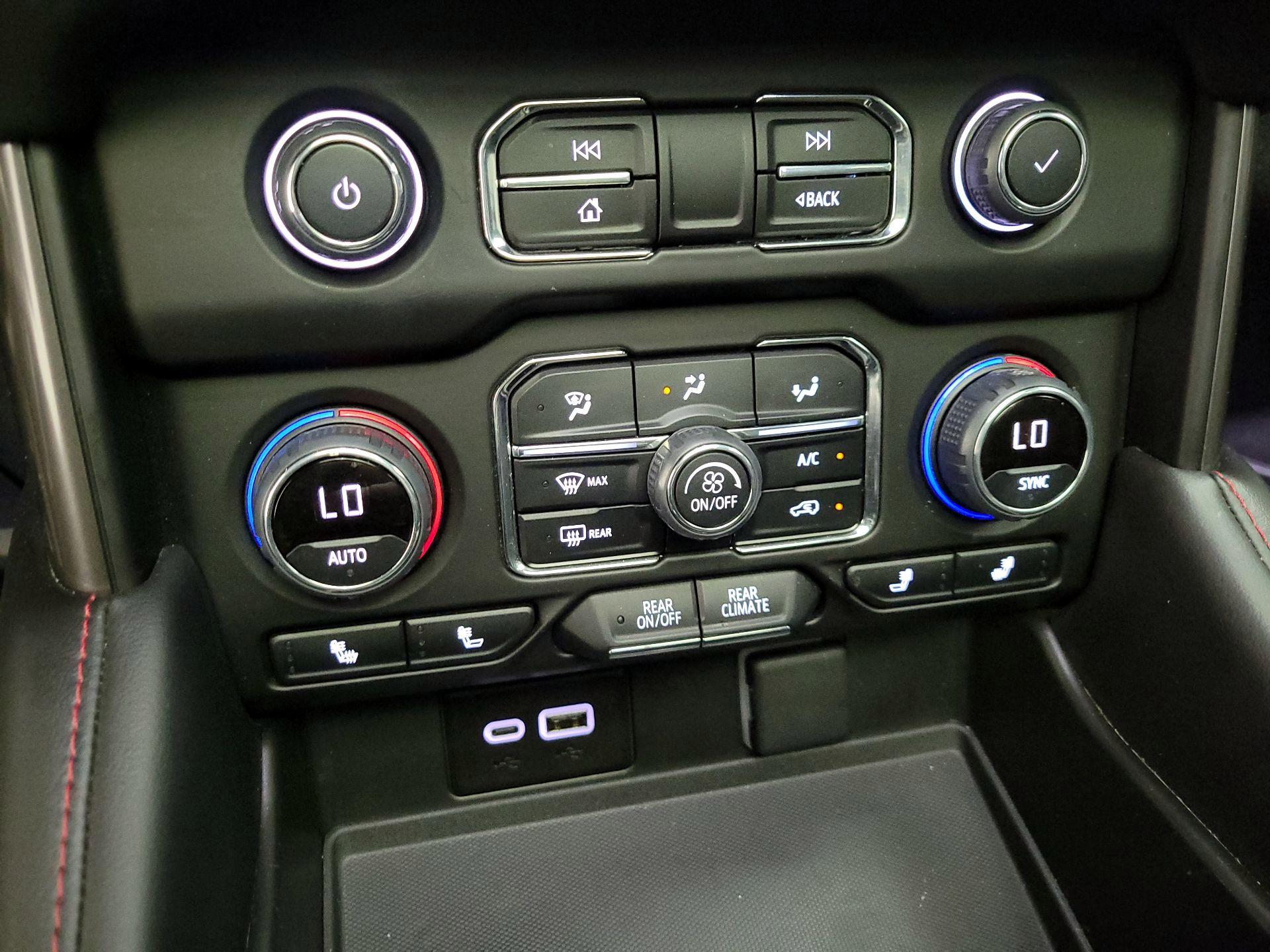 Thumbnail: 2023 Chevrolet Tahoe - 17