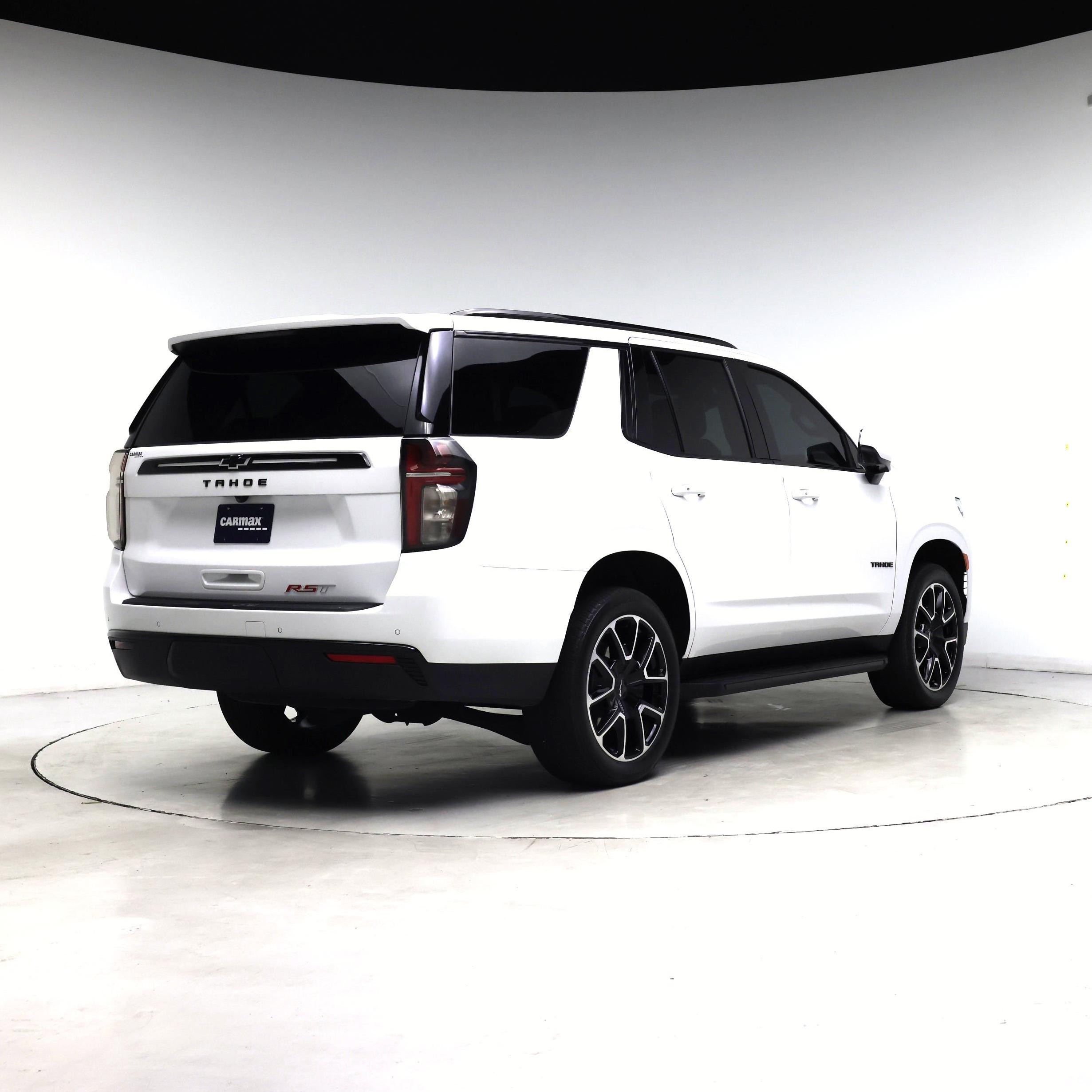 Thumbnail: 2023 Chevrolet Tahoe - 8