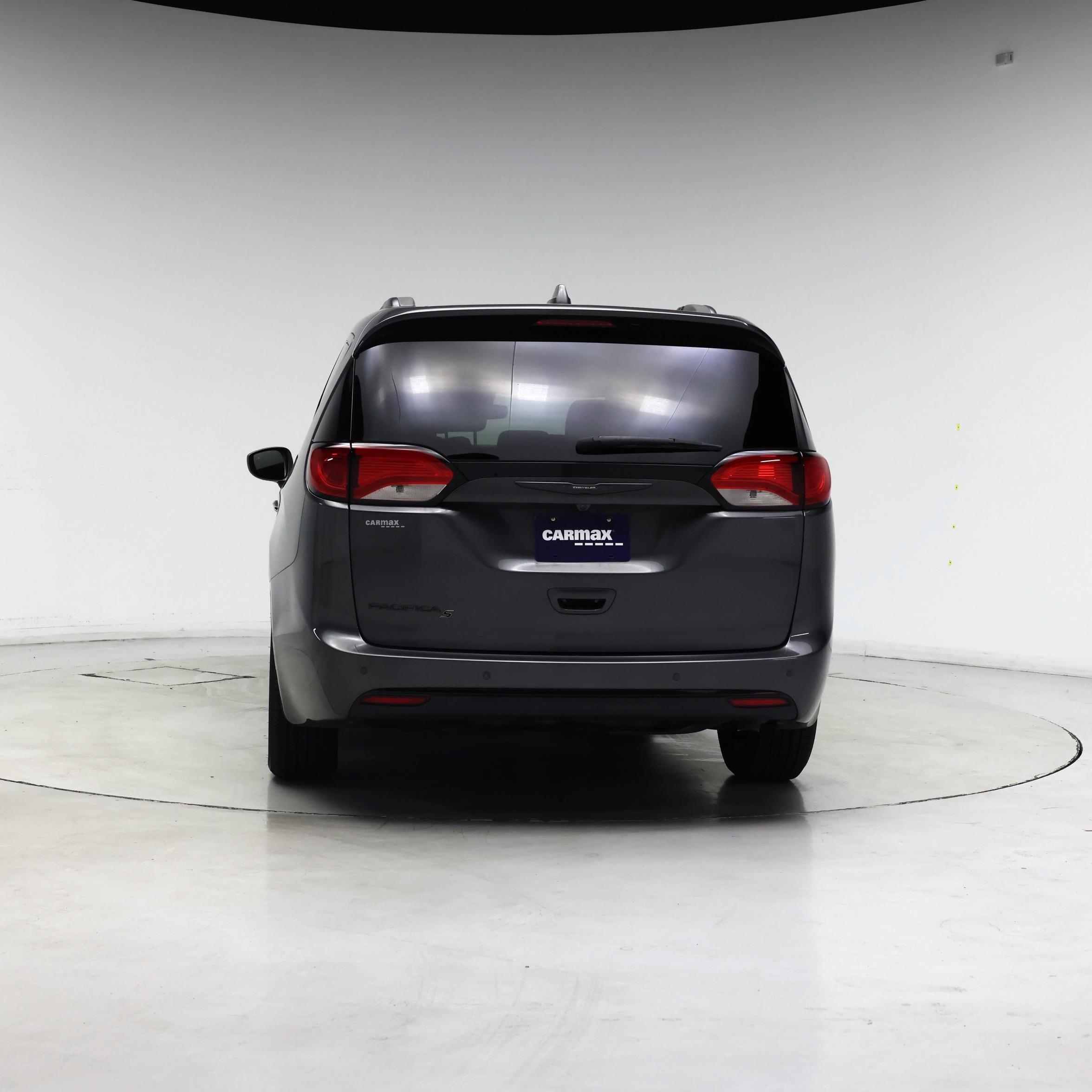 Thumbnail: 2020 Chrysler Pacifica - 6