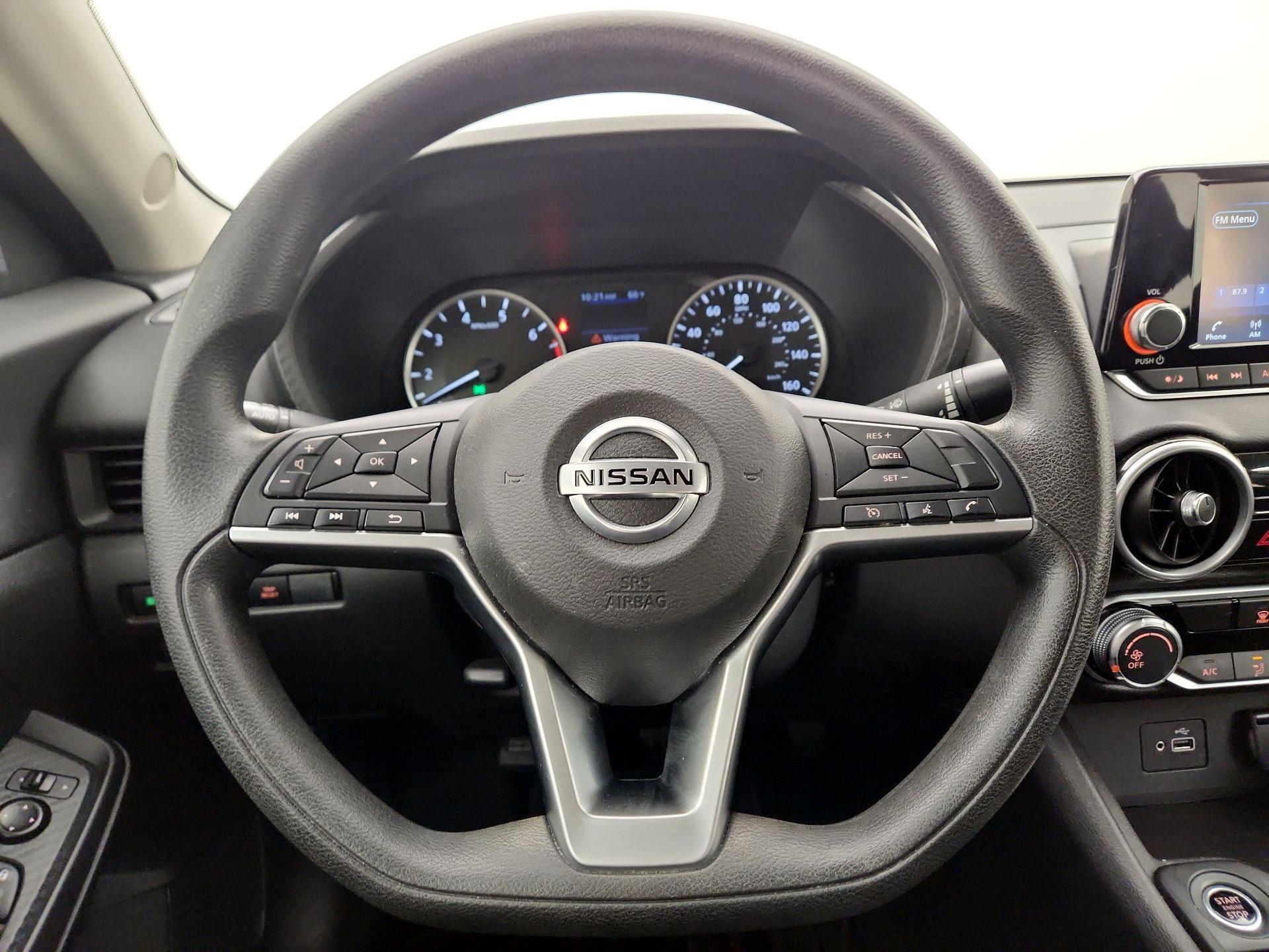 Thumbnail: 2022 Nissan Sentra - 10
