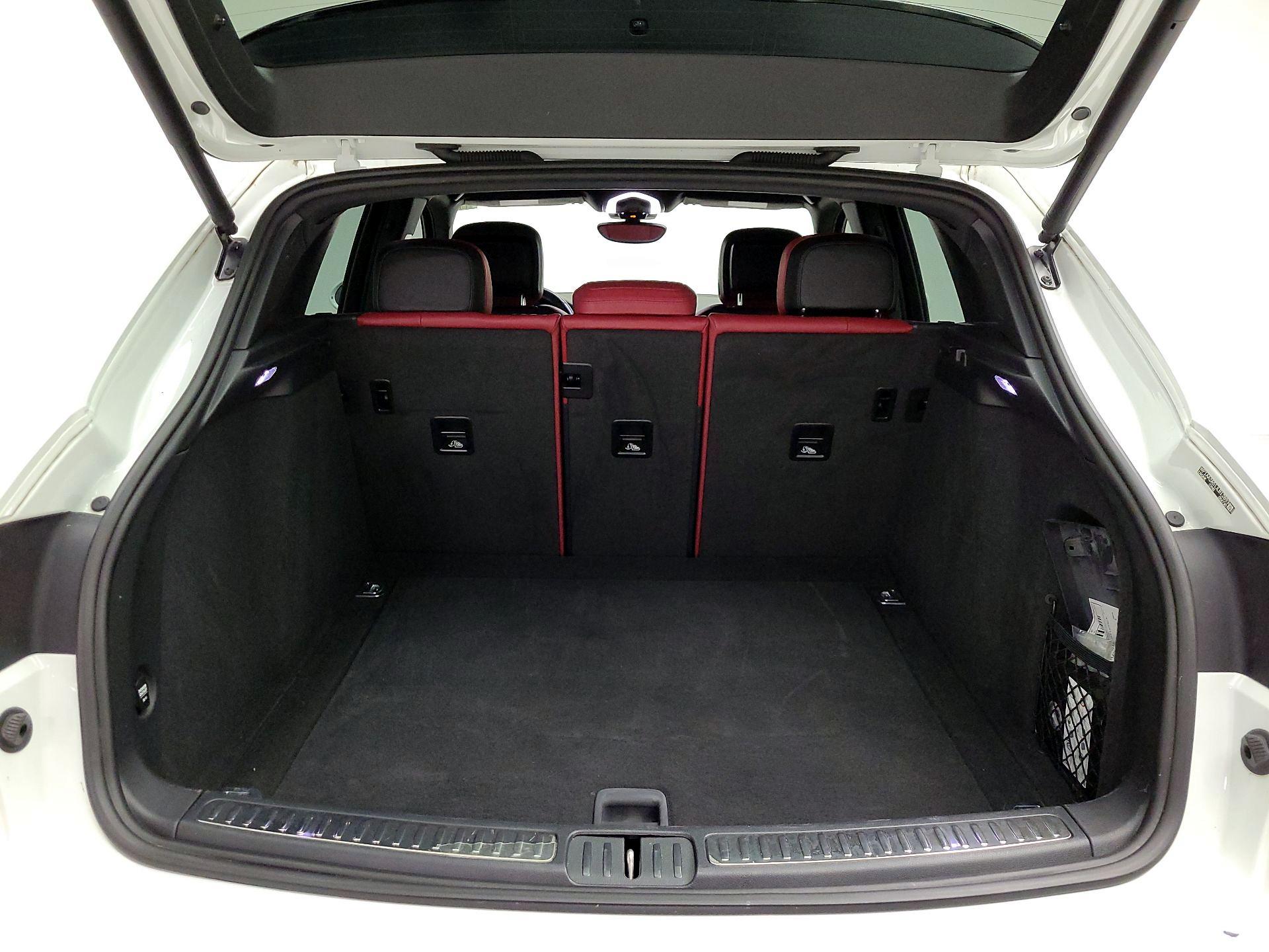 Thumbnail: 2018 Porsche Macan - 20