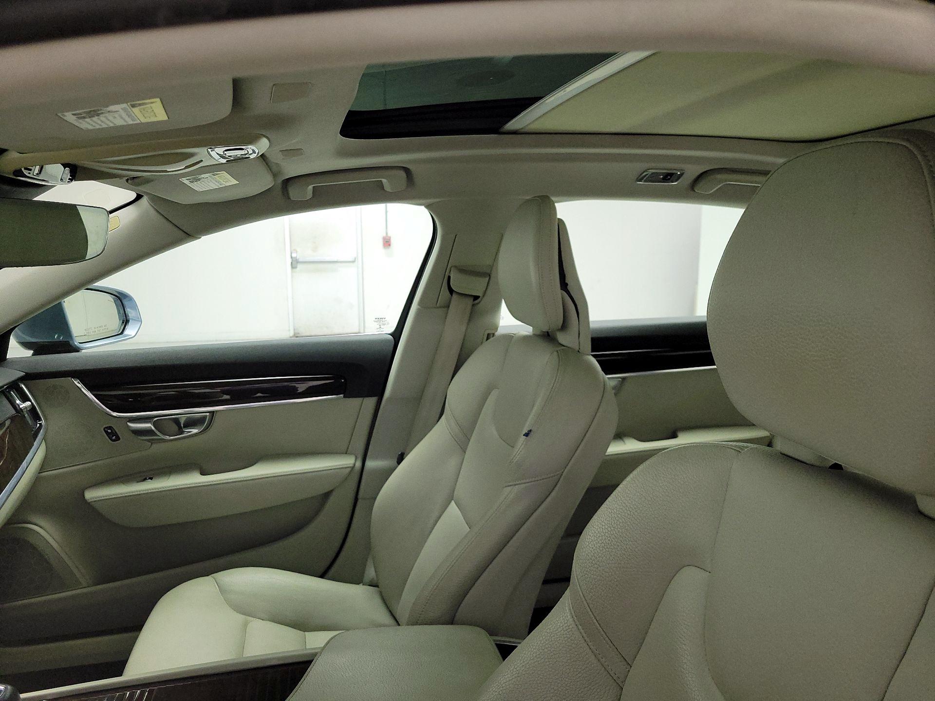 Thumbnail: 2018 Volvo S90 - 19