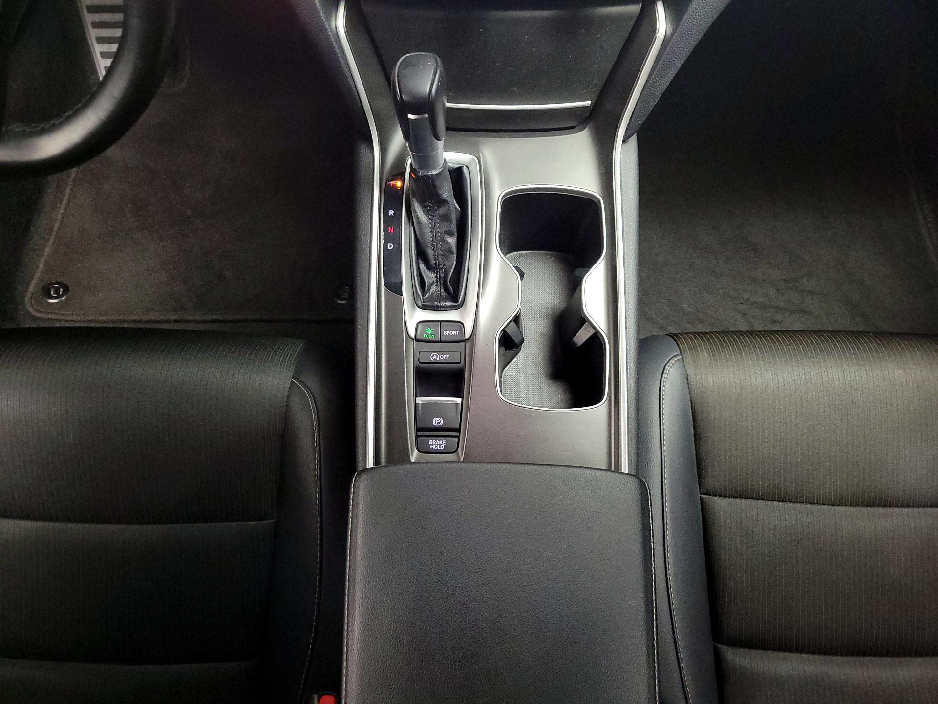 Thumbnail: 2022 Honda Accord - 17