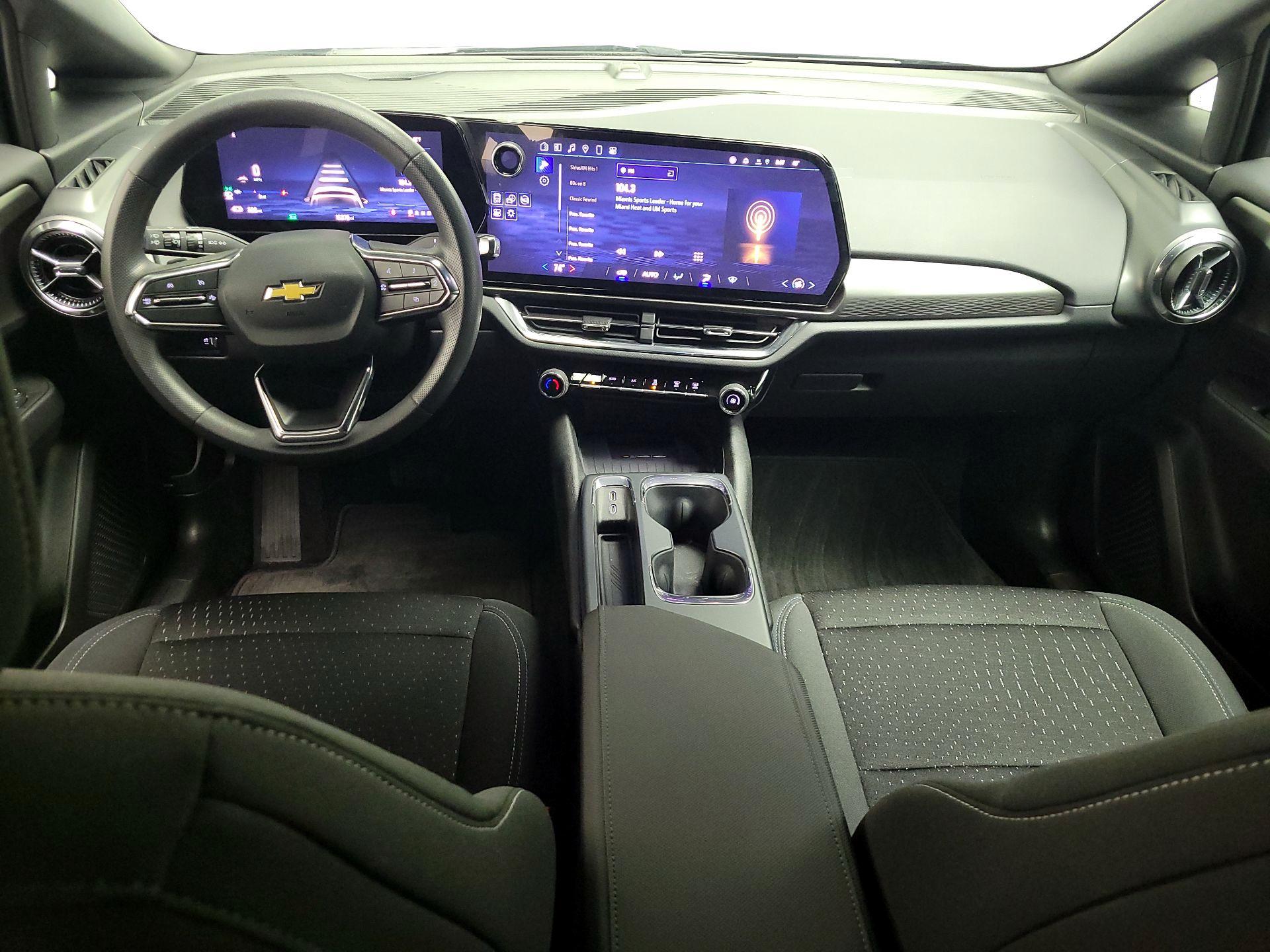 Thumbnail: 2025 Chevrolet Equinox - 9