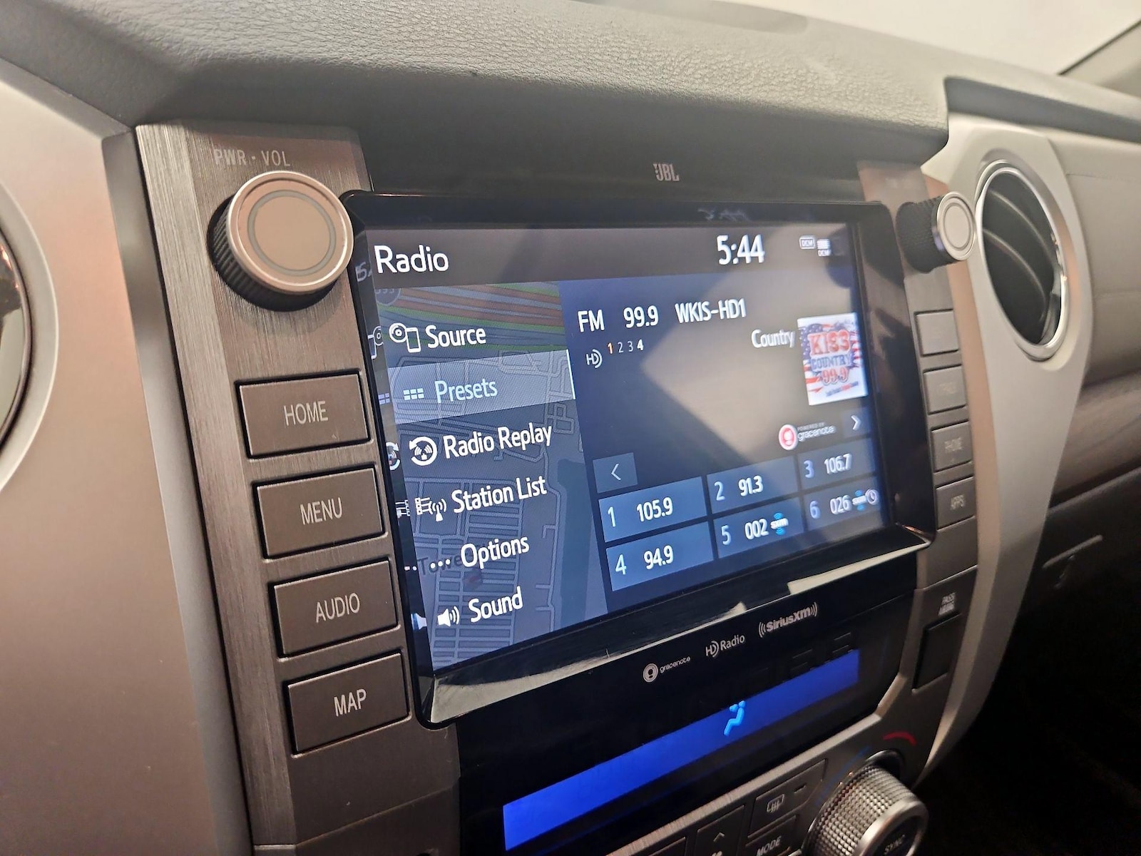 2021 Toyota Tundra Limited - Photo 17
