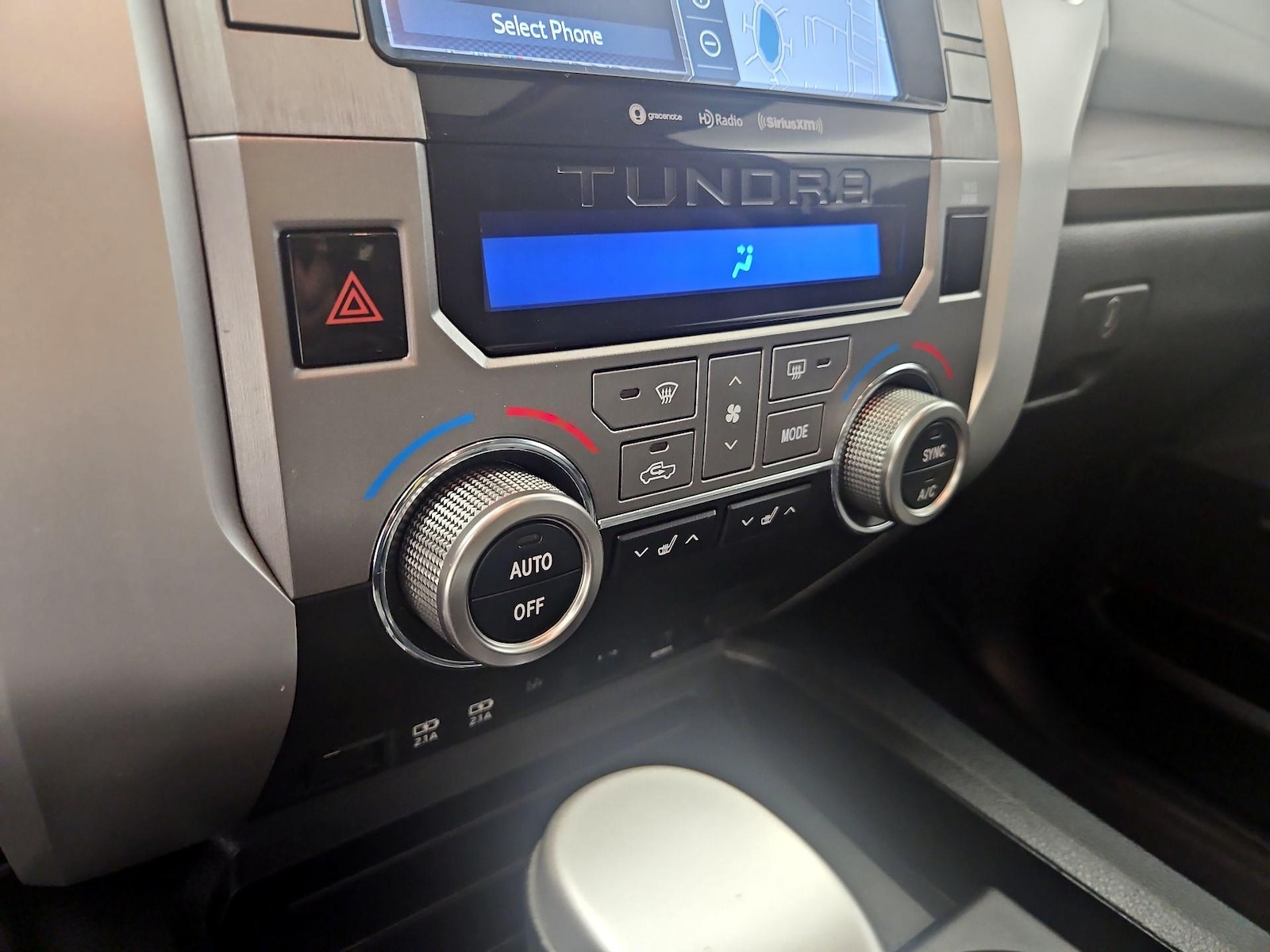 2021 Toyota Tundra Limited - Photo 18
