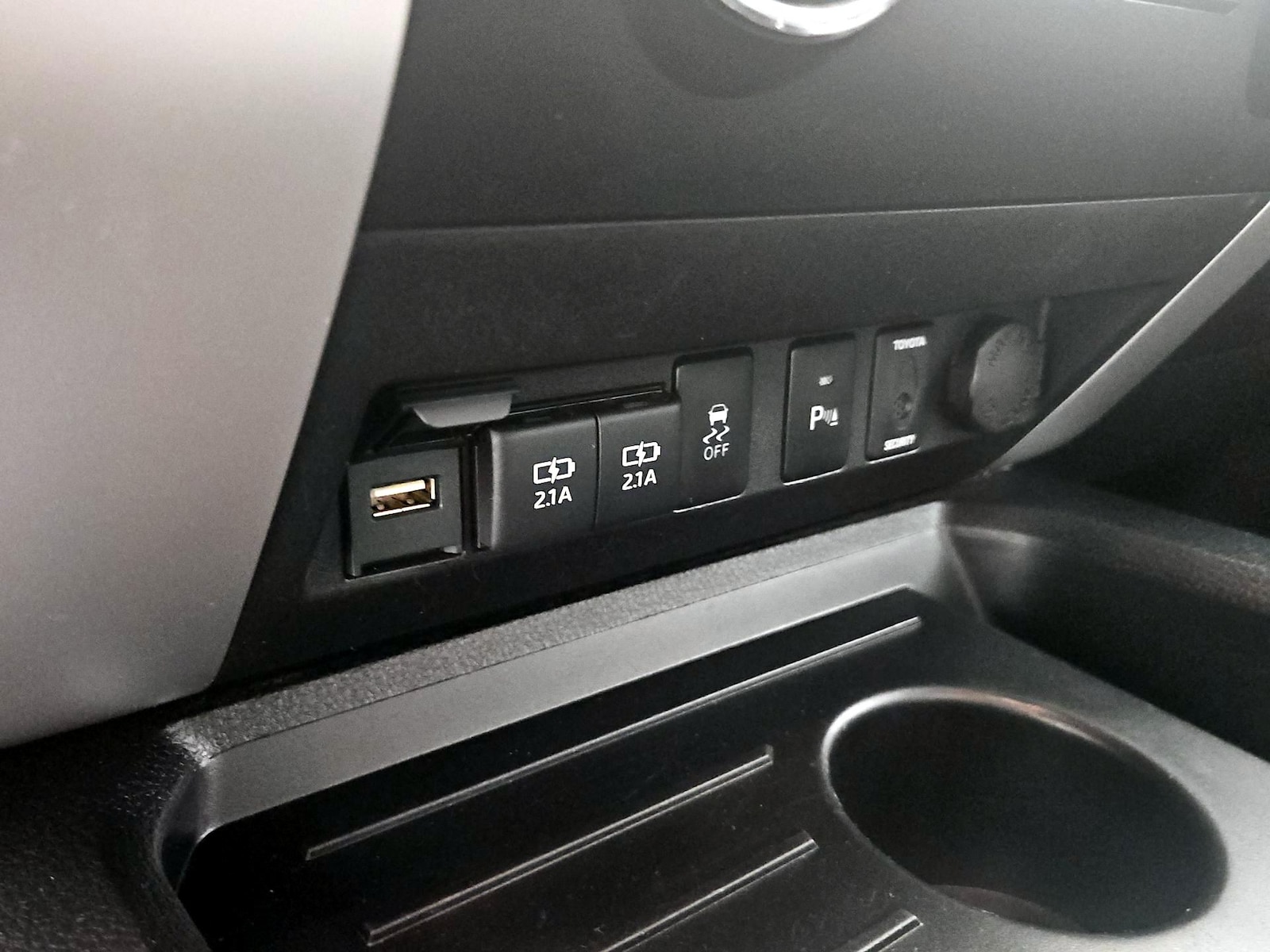 2021 Toyota Tundra Limited - Photo 20