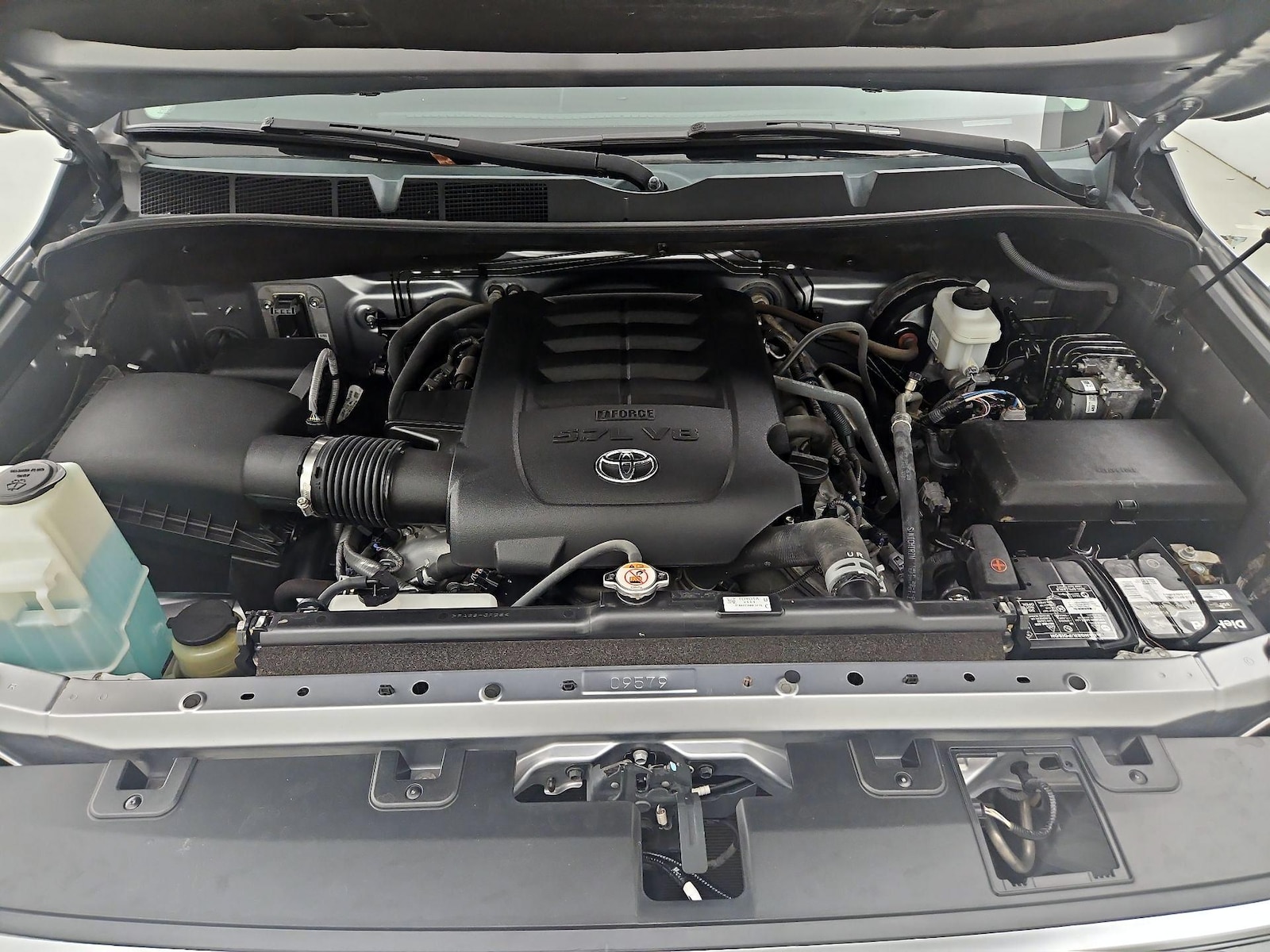 2021 Toyota Tundra Limited - Photo 24