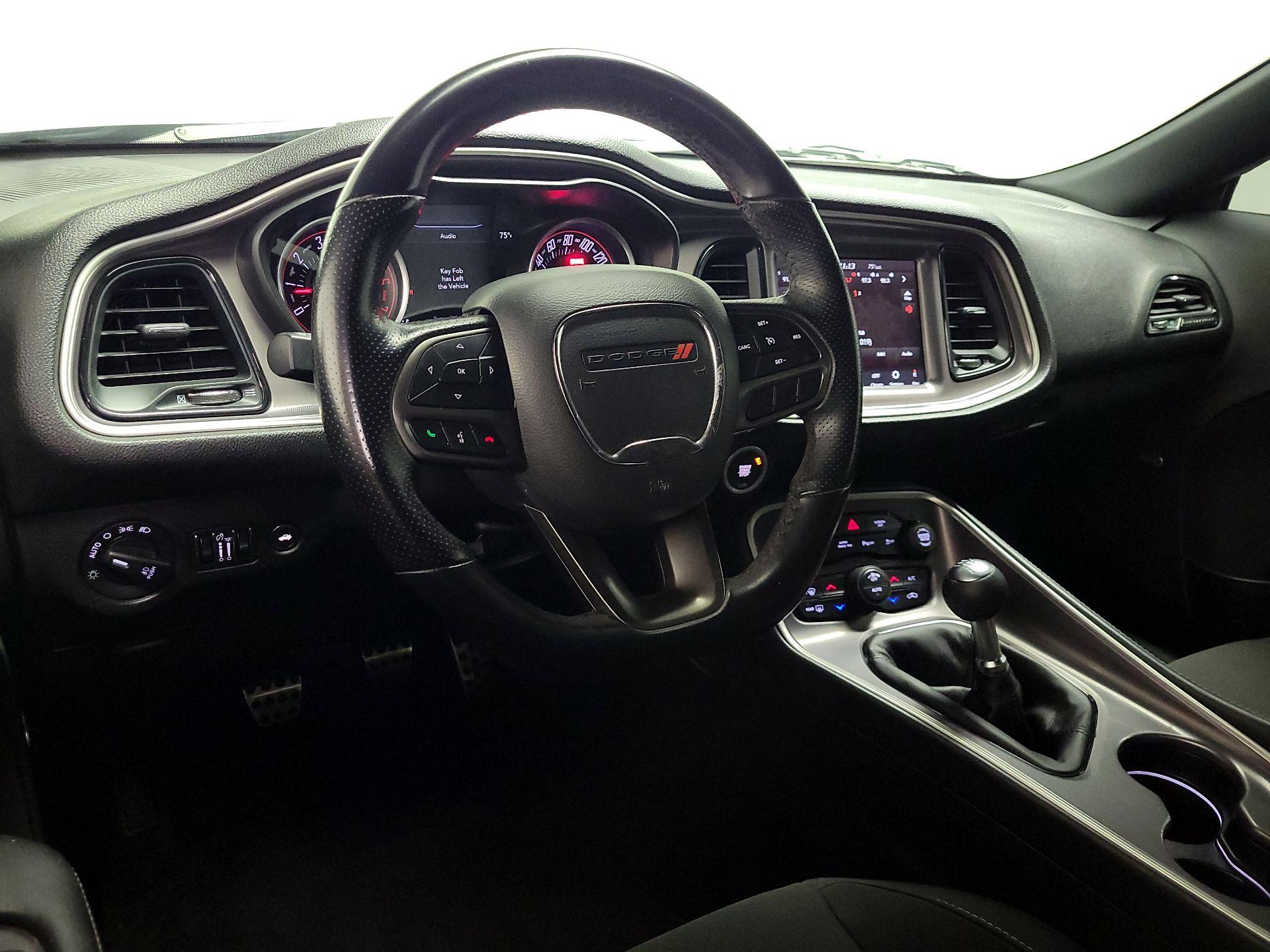 Thumbnail: 2022 Dodge Challenger - 9