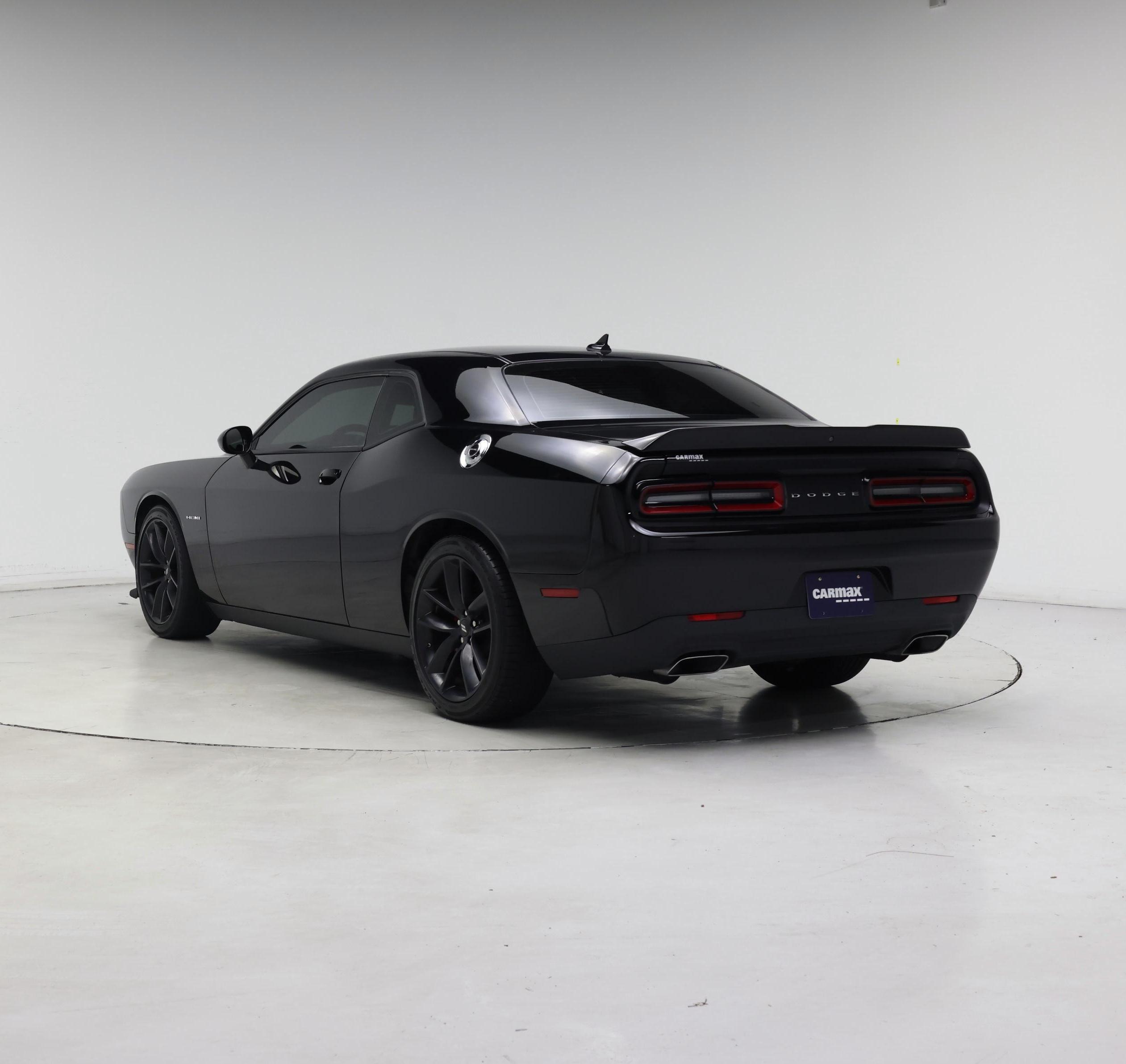 Thumbnail: 2022 Dodge Challenger - 2