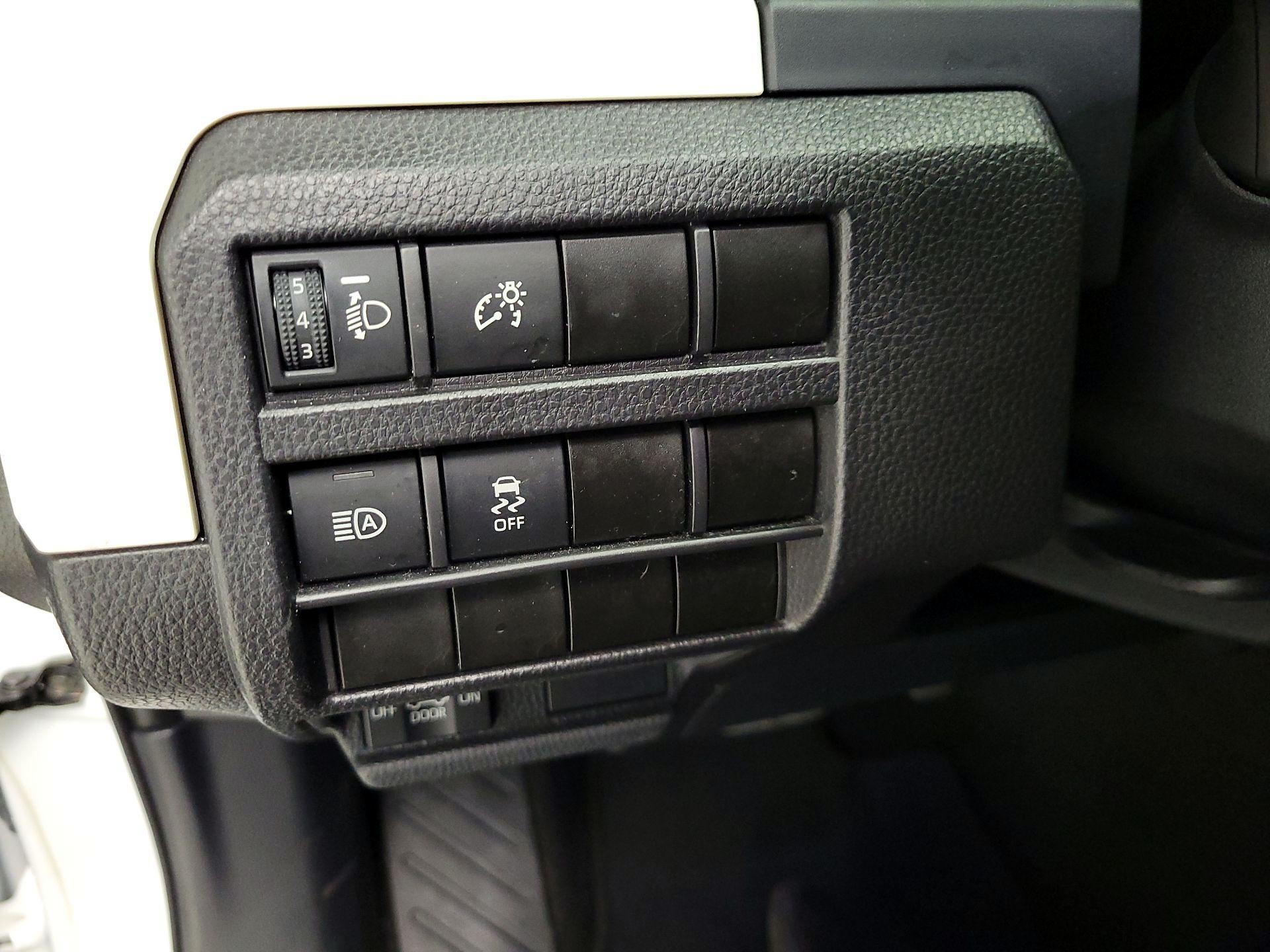 Thumbnail: 2024 Toyota Tacoma - 13