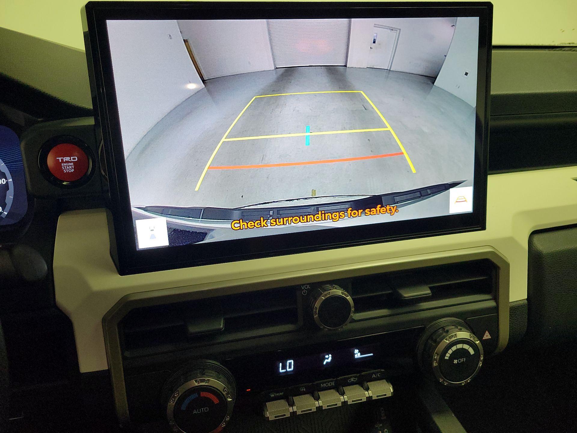 Thumbnail: 2024 Toyota Tacoma - 14