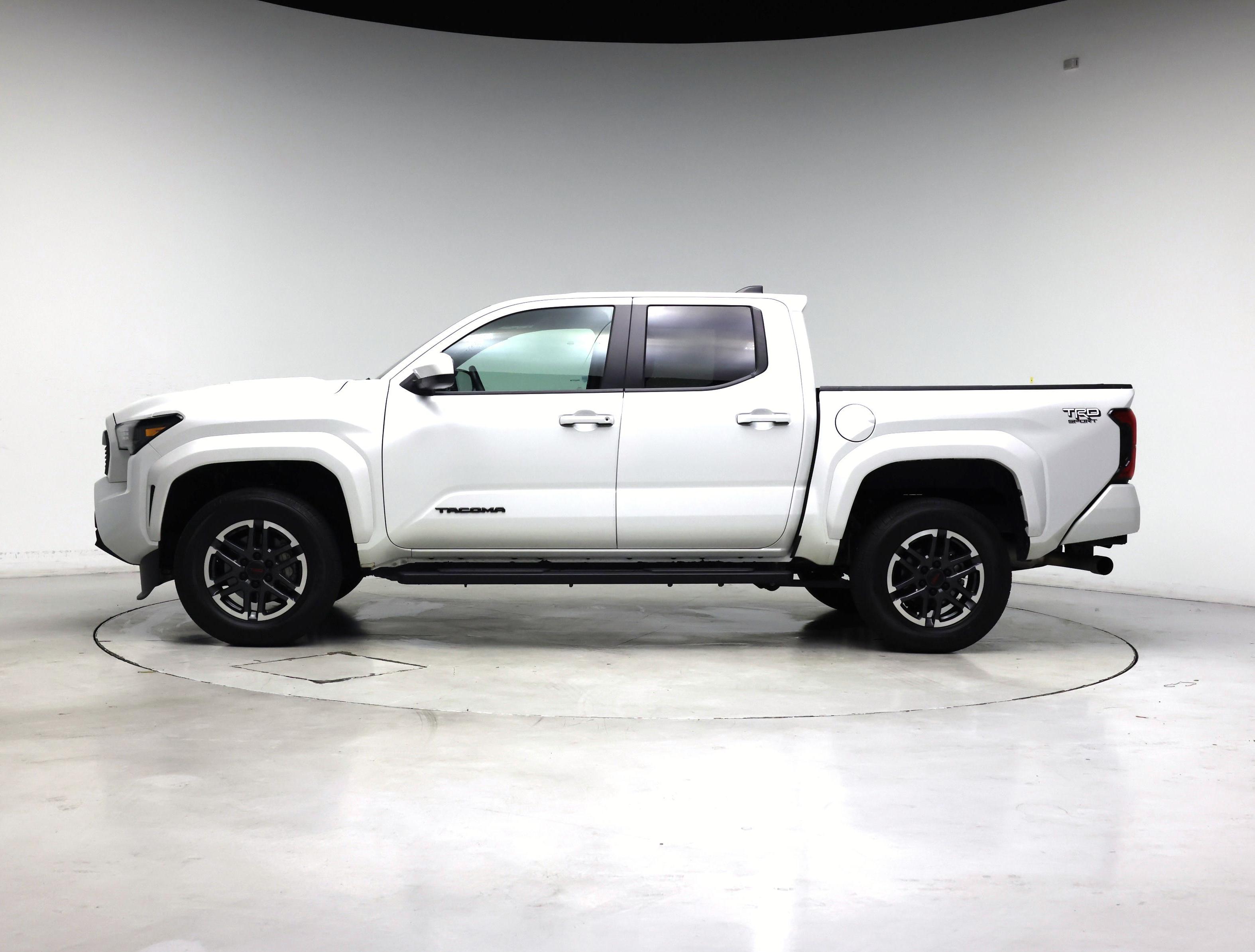 Thumbnail: 2024 Toyota Tacoma - 3