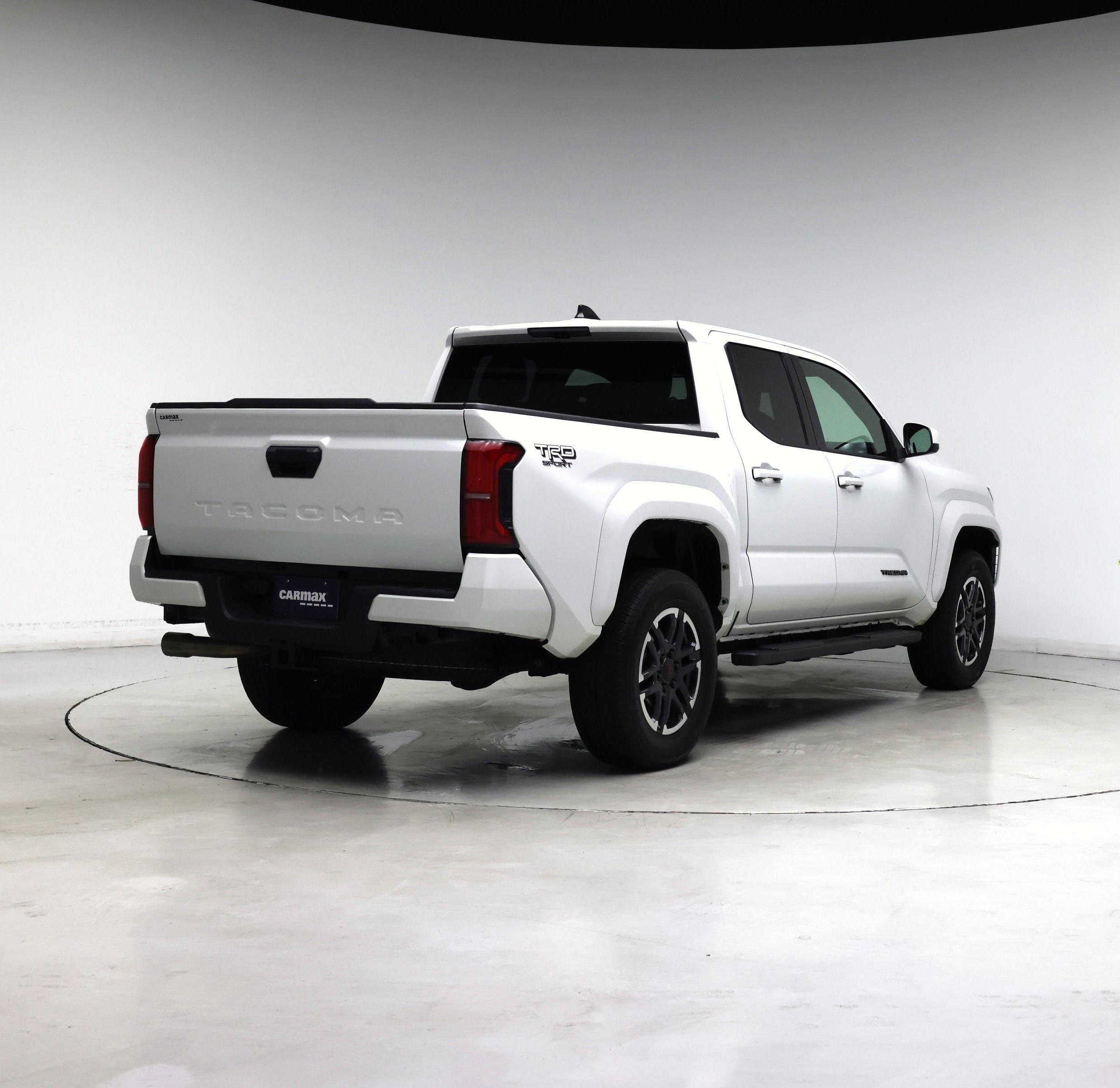 Thumbnail: 2024 Toyota Tacoma - 8