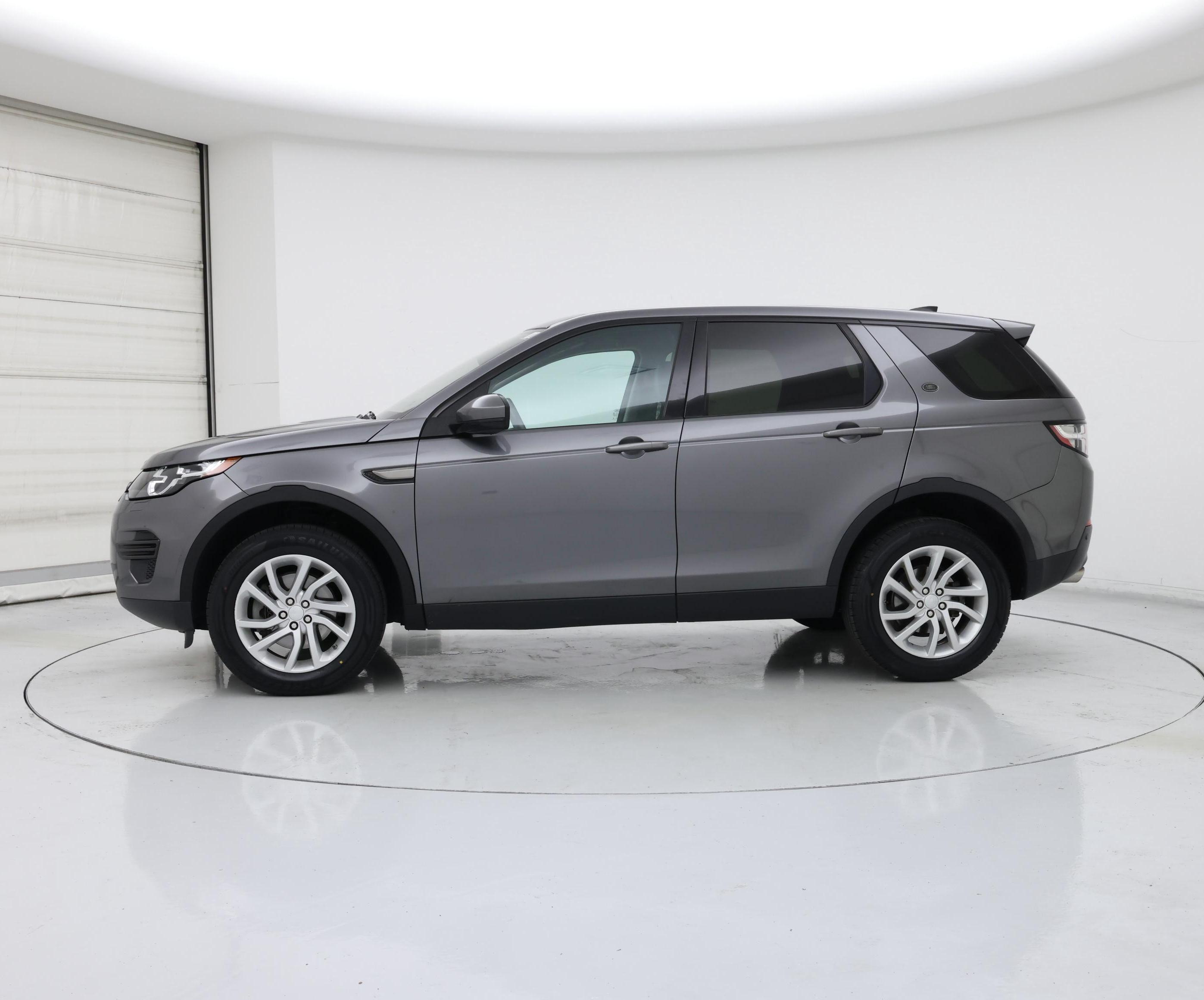 Thumbnail: 2017 Land Rover Discovery Sport - 3