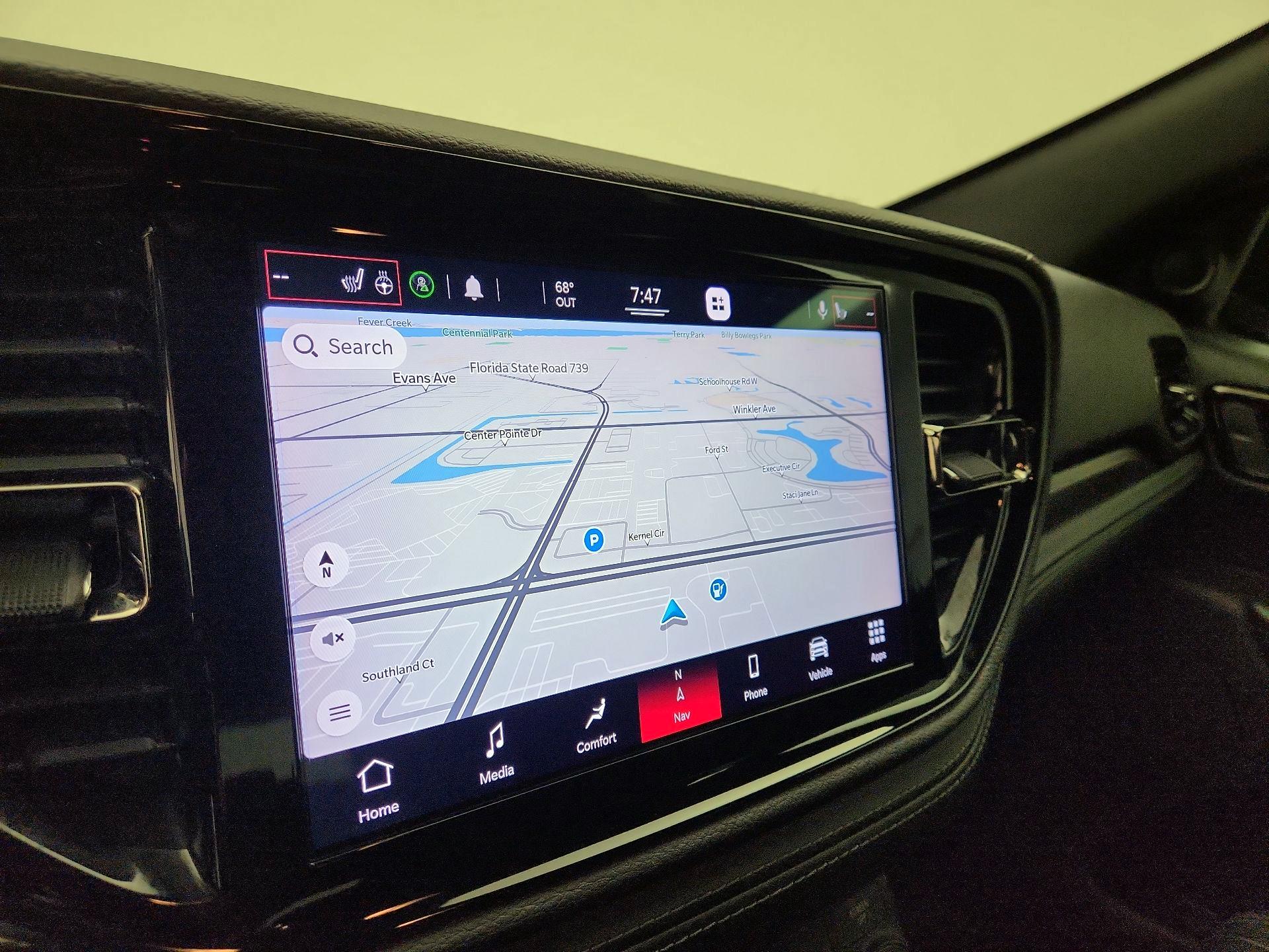 Thumbnail: 2021 Dodge Durango - 14