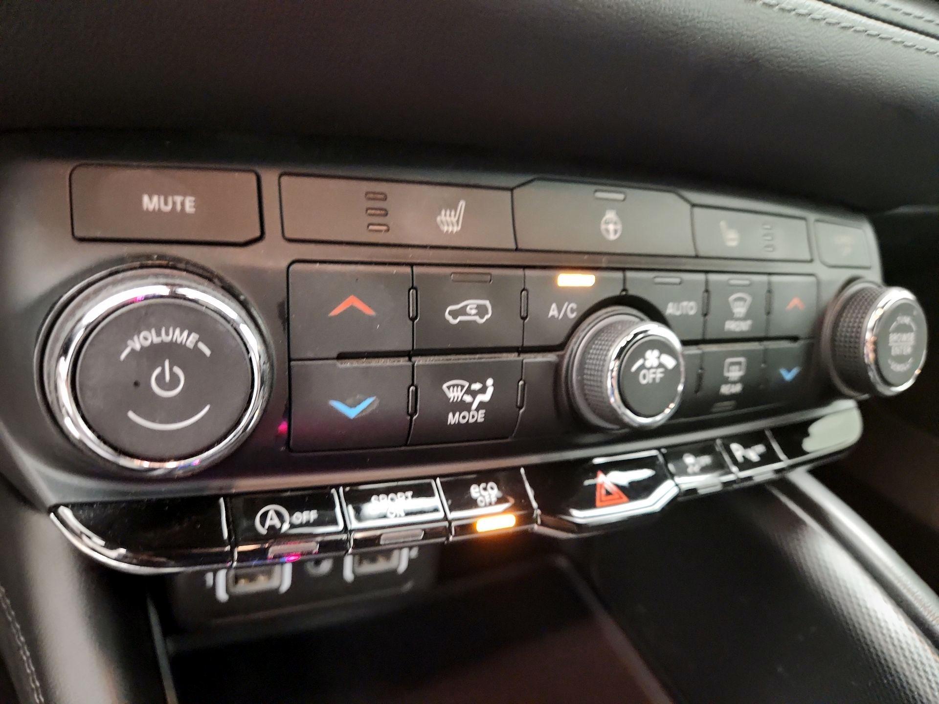 Thumbnail: 2021 Dodge Durango - 17