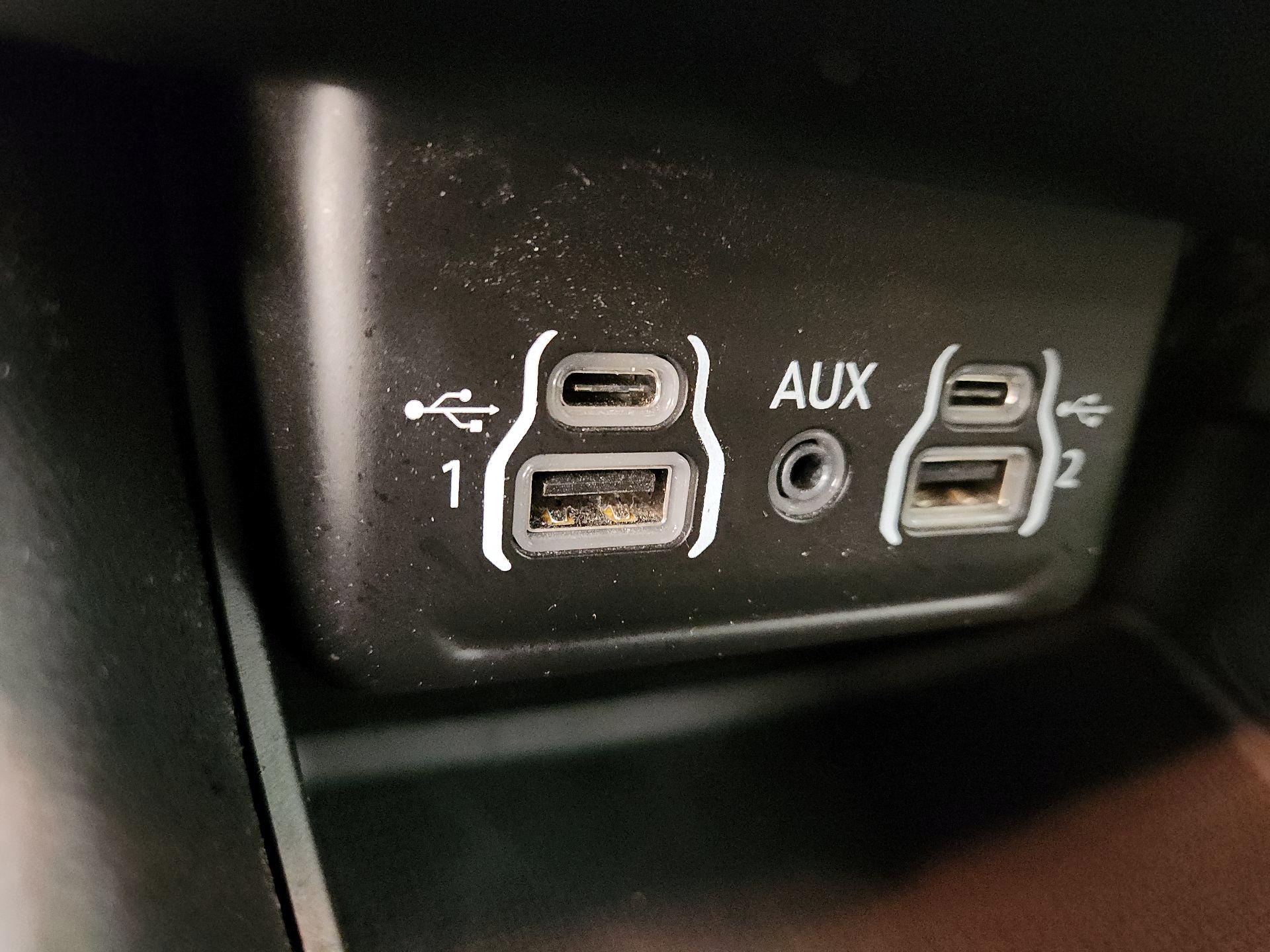 Thumbnail: 2021 Dodge Durango - 19