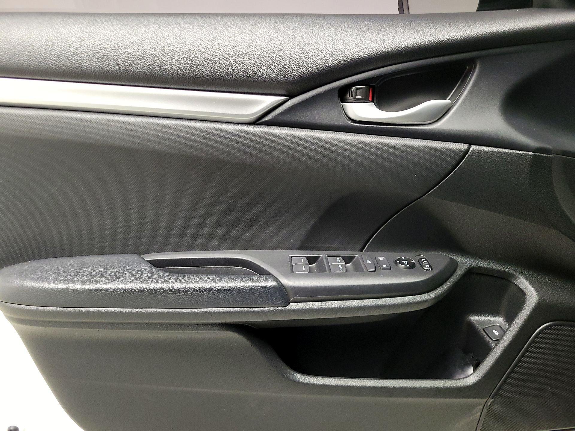 Thumbnail: 2020 Honda Civic - 12