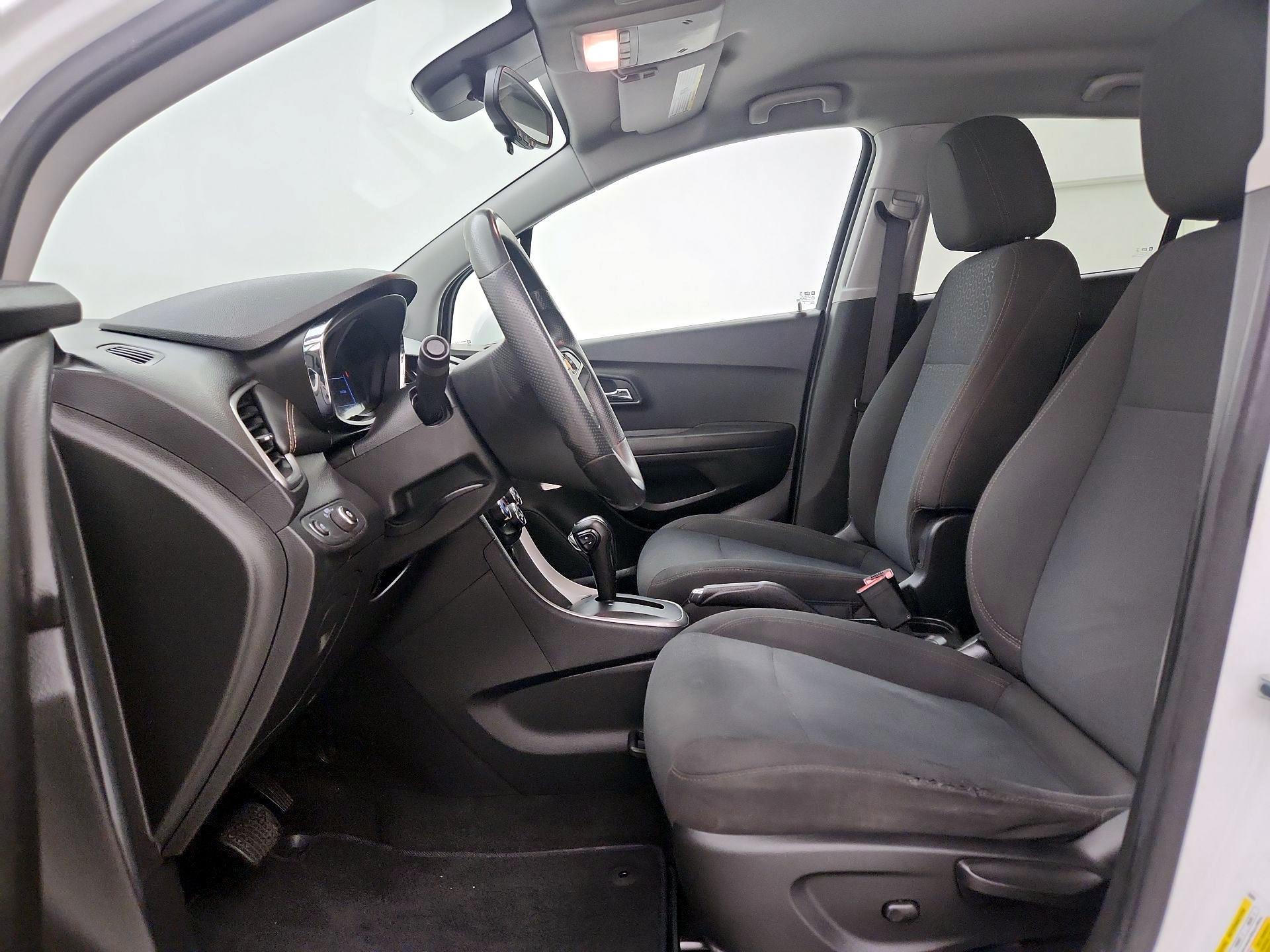 Thumbnail: 2020 Chevrolet Trax - 11