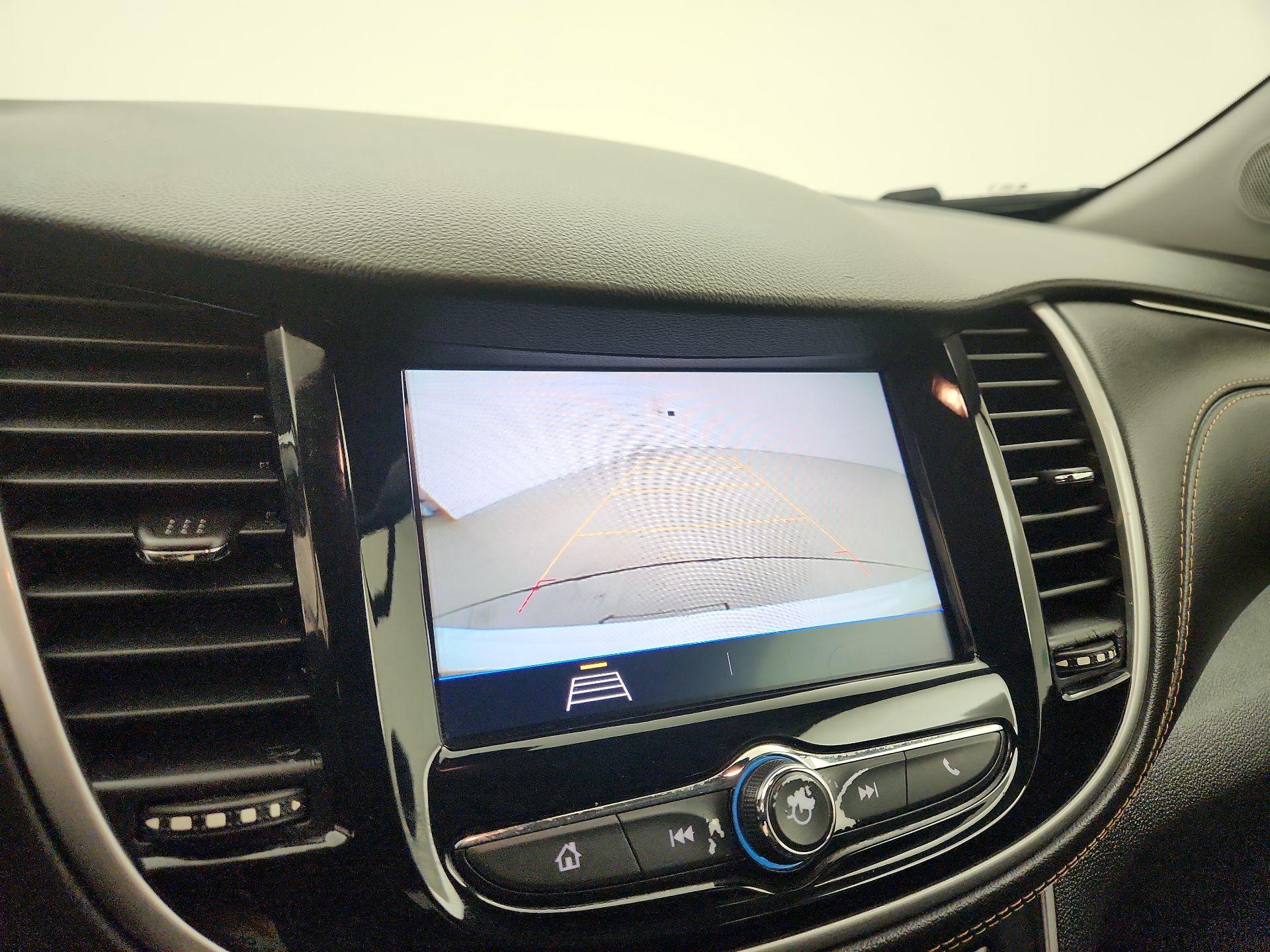 Thumbnail: 2020 Chevrolet Trax - 14