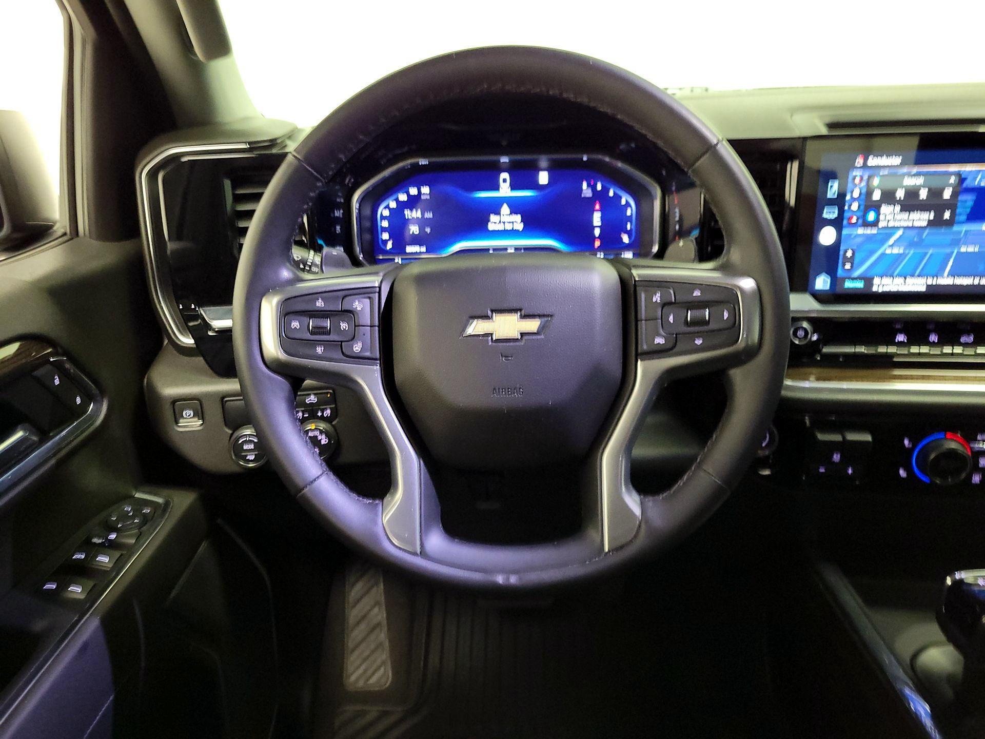 Thumbnail: 2022 Chevrolet Silverado 1500 - 10