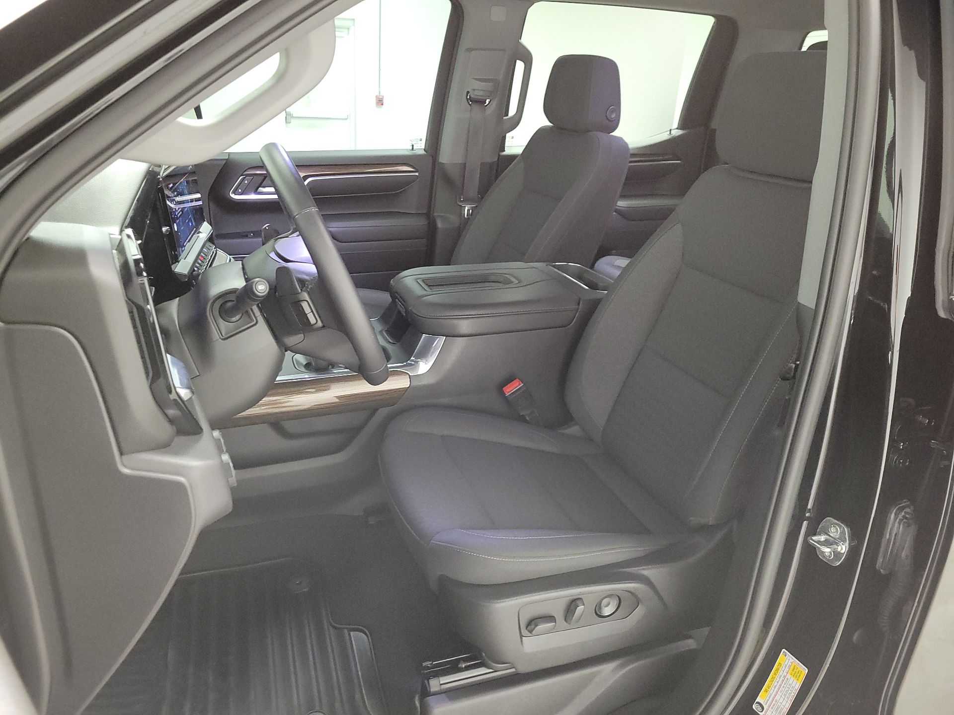 Thumbnail: 2022 Chevrolet Silverado 1500 - 11