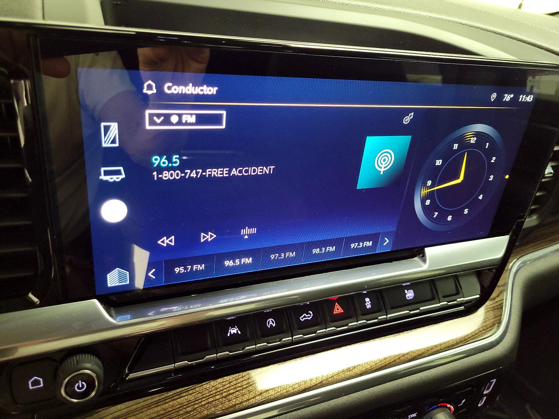 Thumbnail: 2022 Chevrolet Silverado 1500 - 16