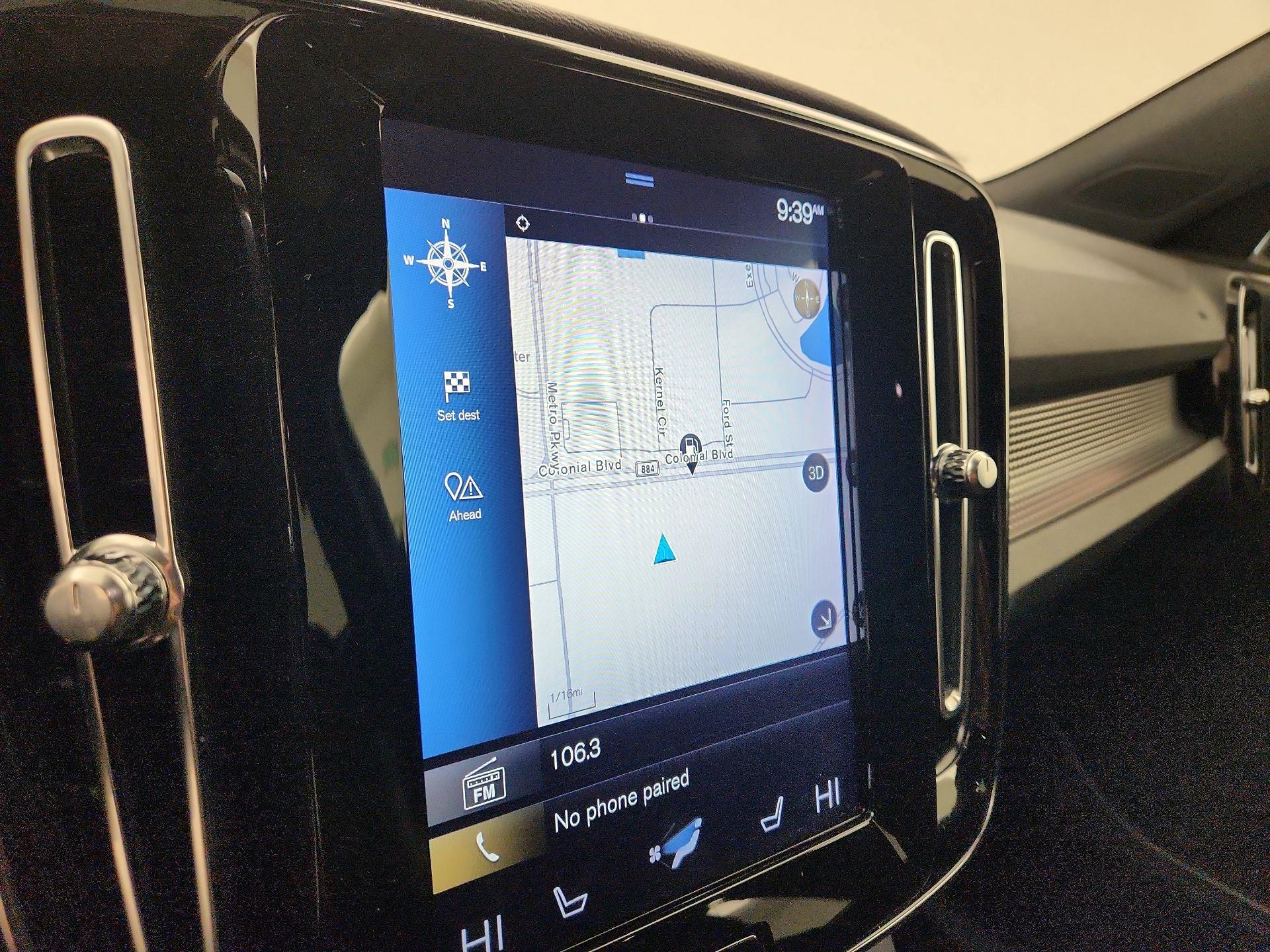 Thumbnail: 2020 Volvo XC40 - 14