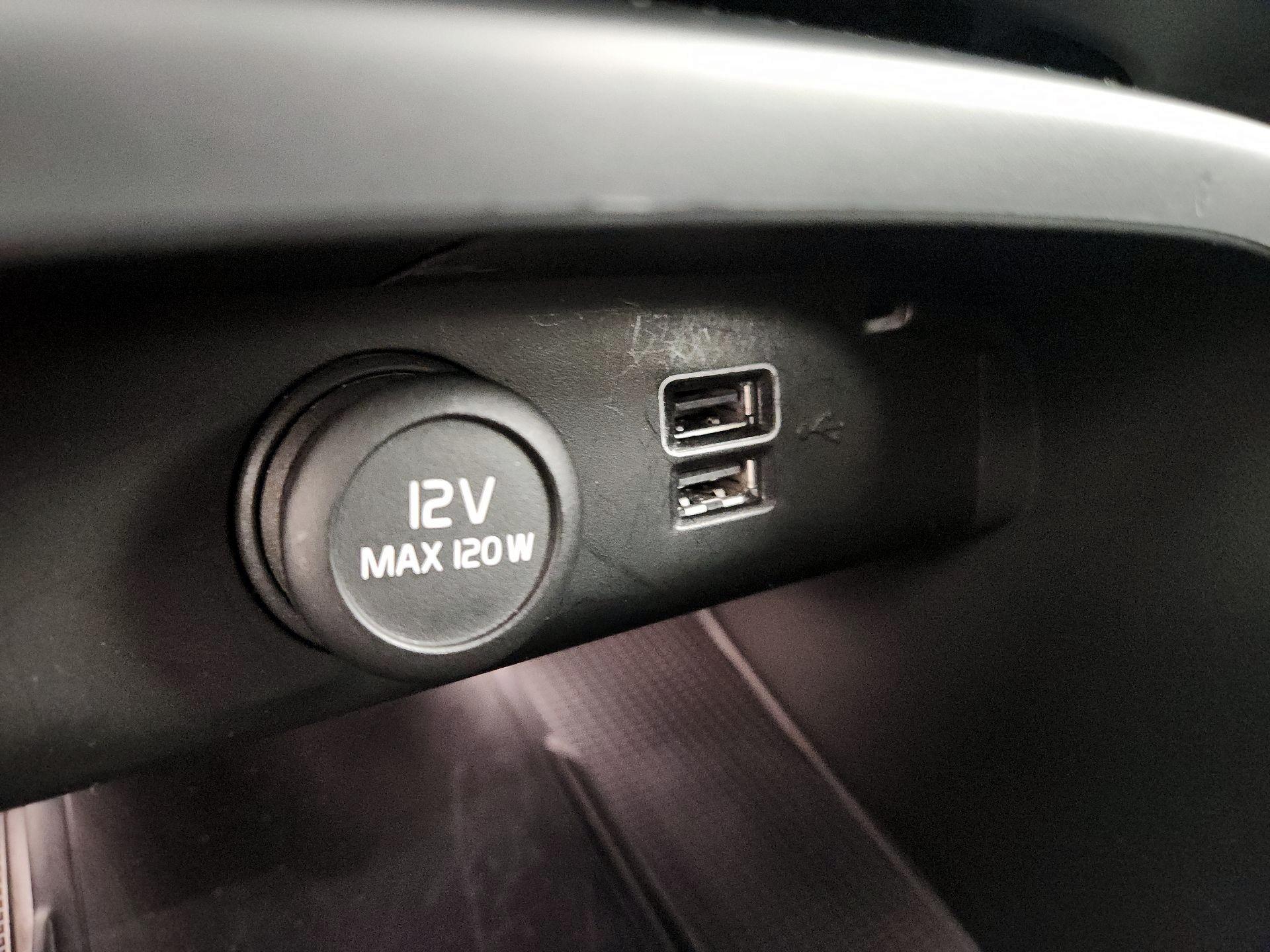 Thumbnail: 2020 Volvo XC40 - 19