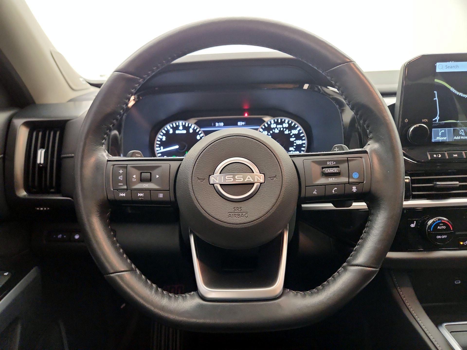 Thumbnail: 2022 Nissan Pathfinder - 10