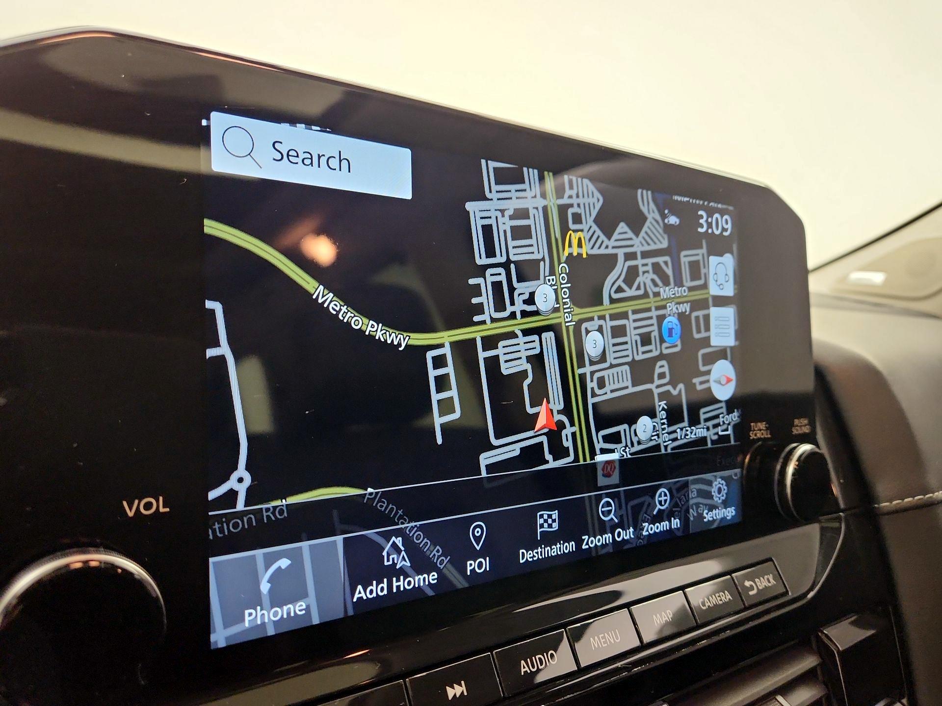 Thumbnail: 2022 Nissan Pathfinder - 14