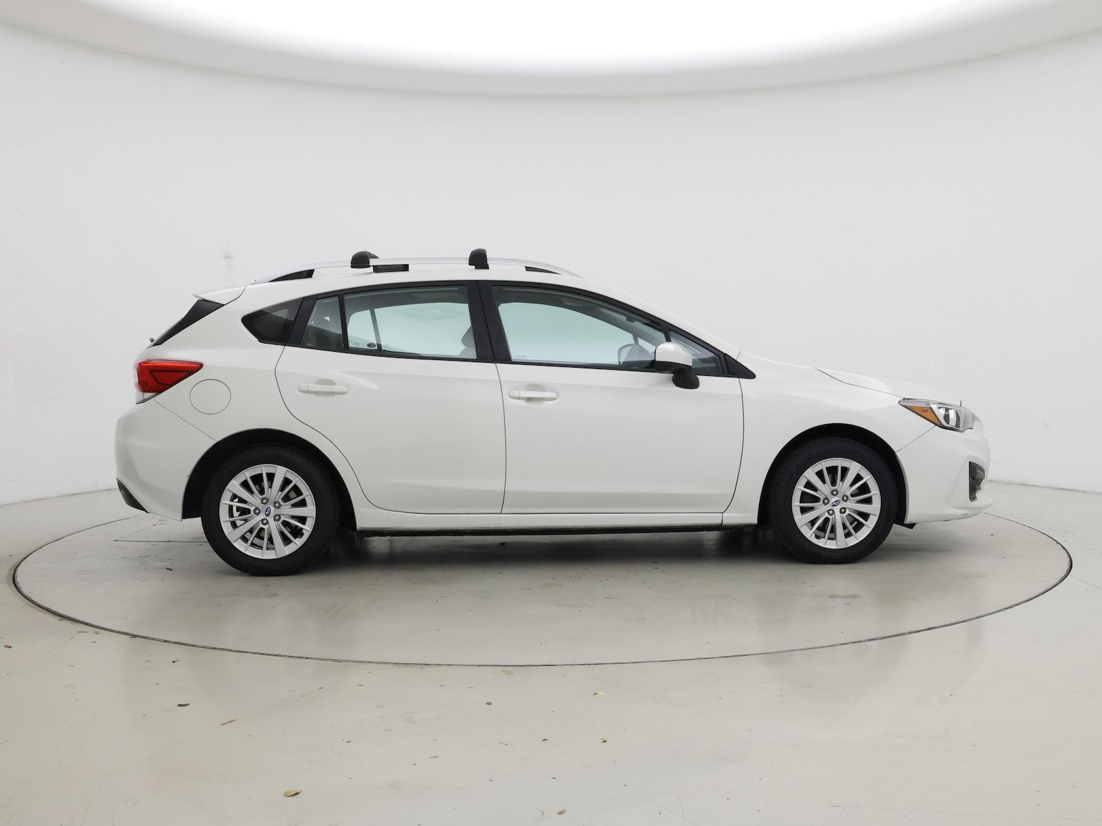 2018 Subaru Impreza Premium - Photo 8