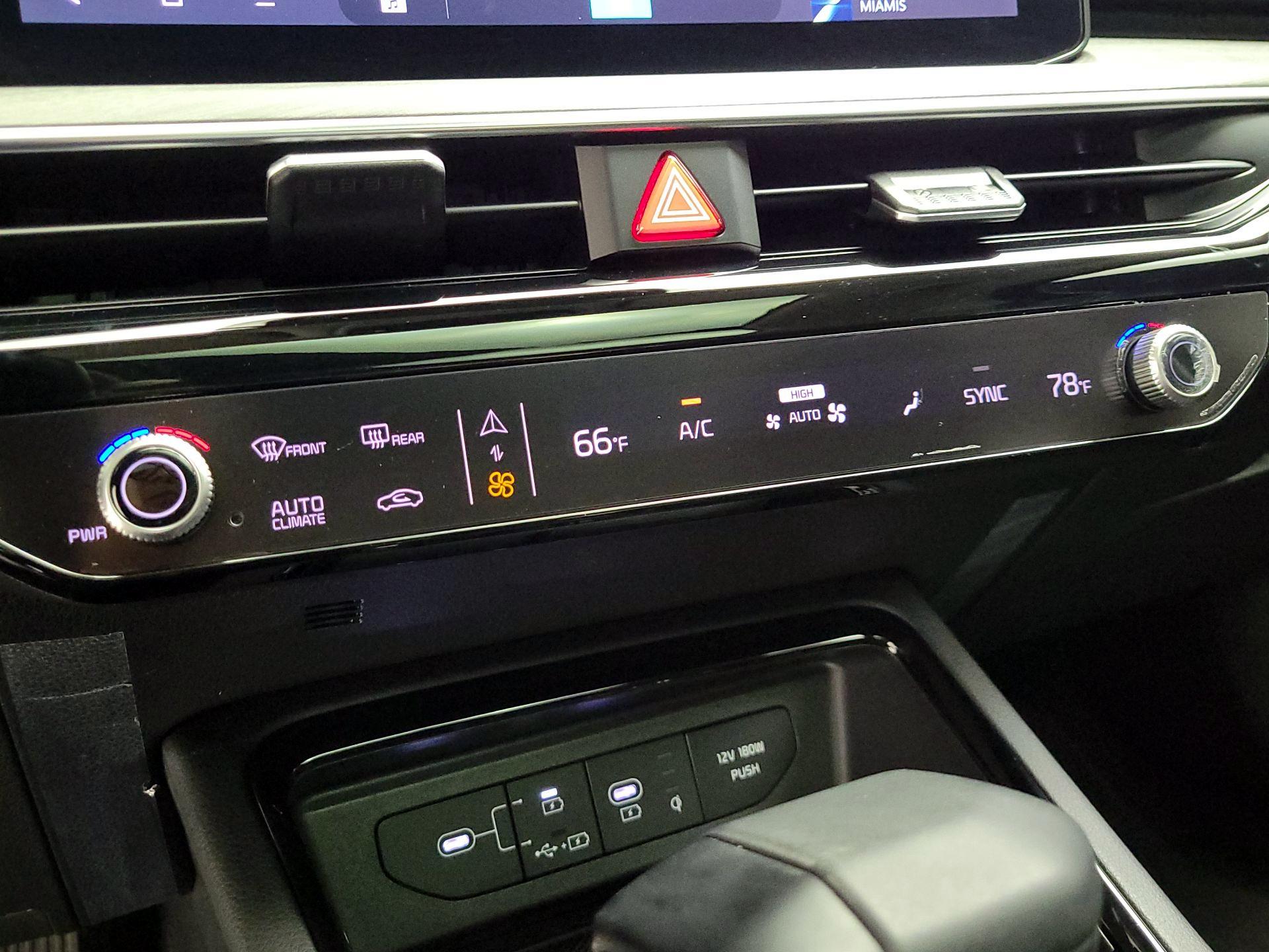 Thumbnail: 2025 Kia K5 - 17