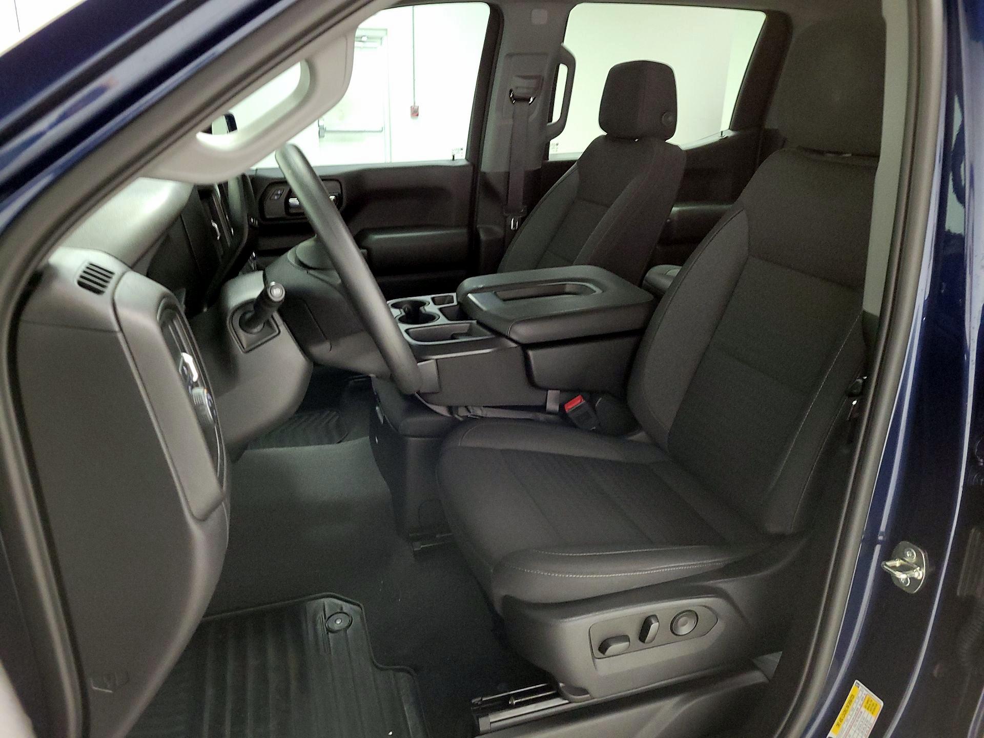 Thumbnail: 2023 Chevrolet Silverado 1500 - 11