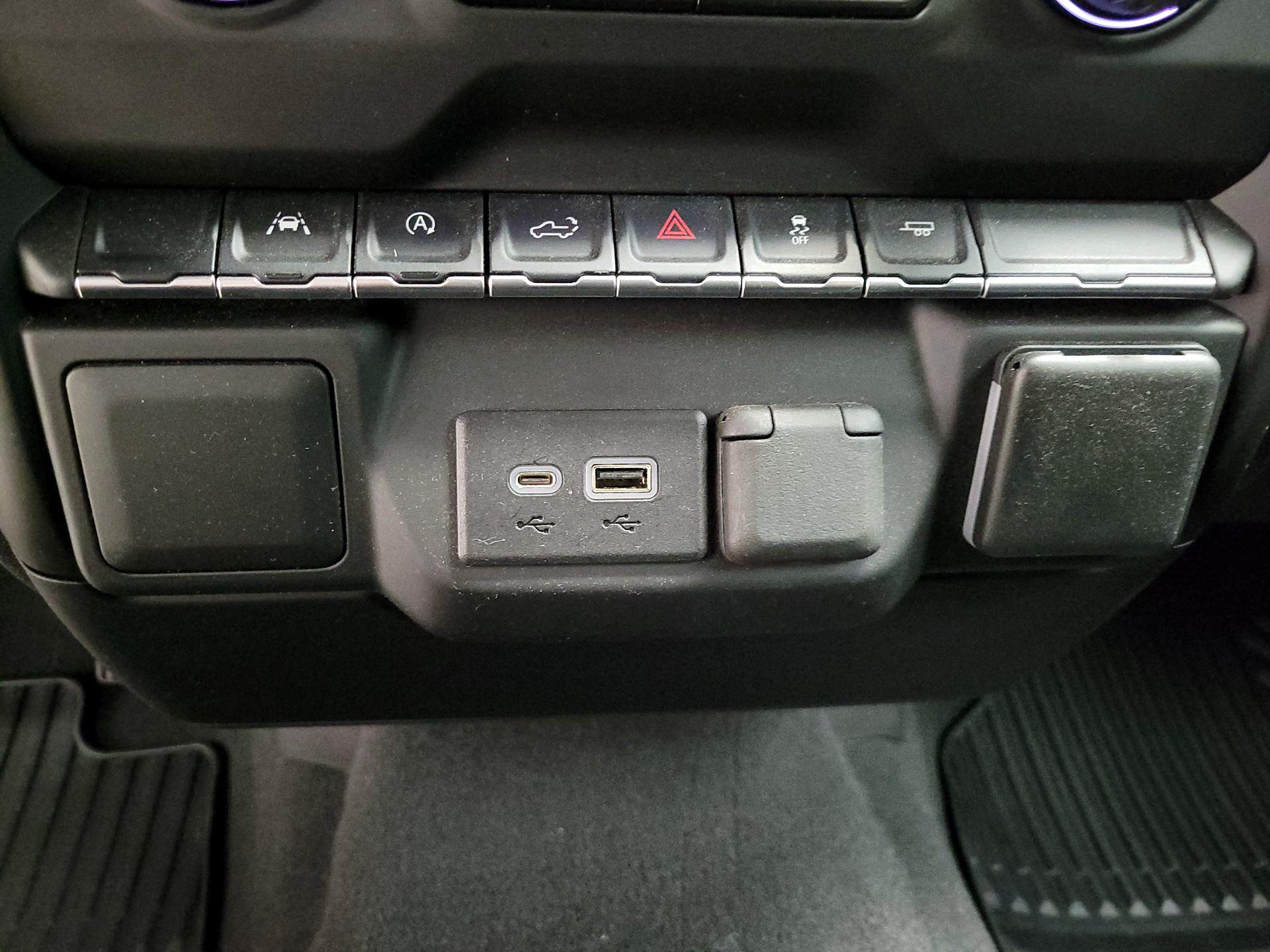 Thumbnail: 2023 Chevrolet Silverado 1500 - 19