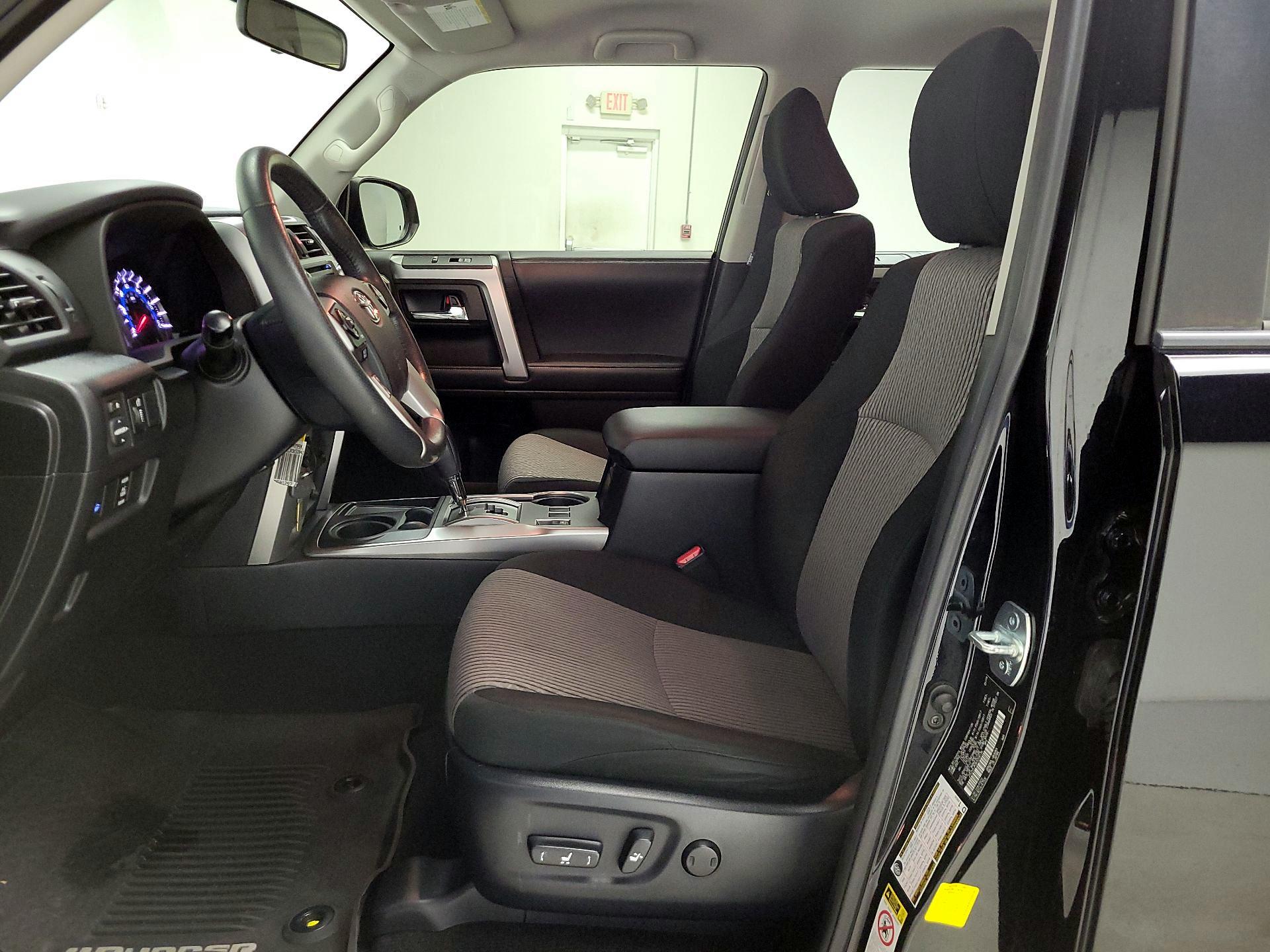 Thumbnail: 2019 Toyota 4Runner - 11