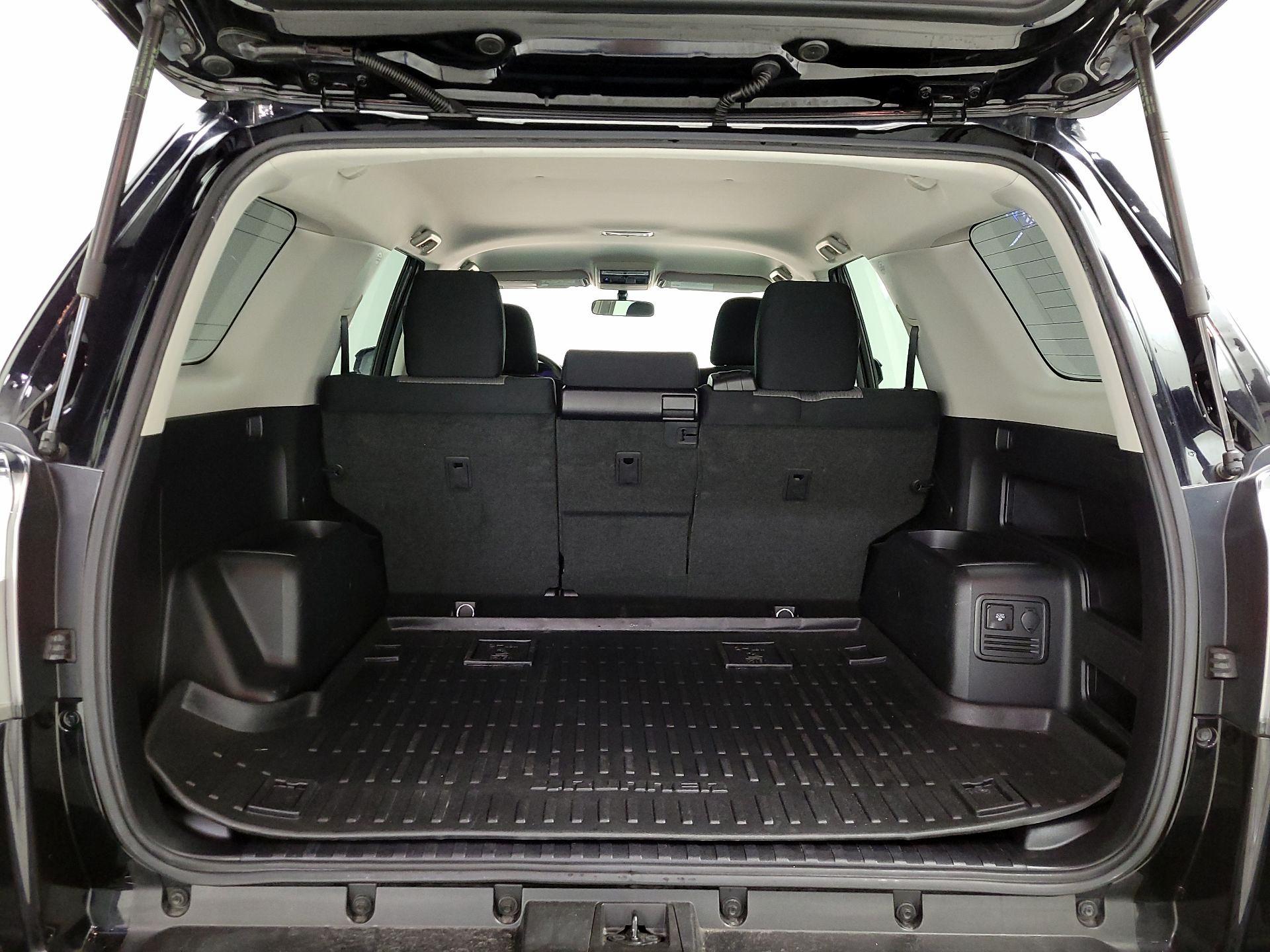 Thumbnail: 2019 Toyota 4Runner - 20