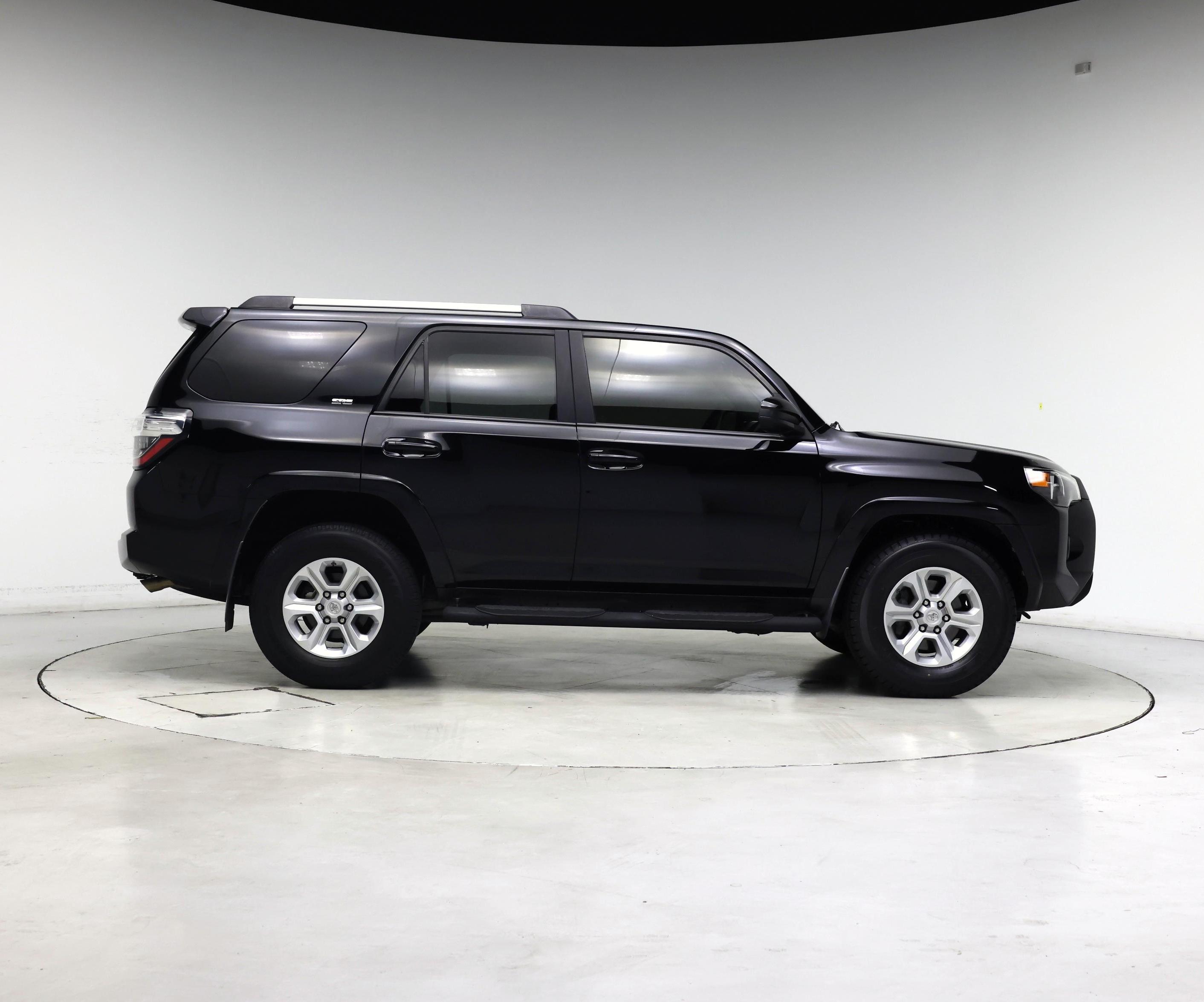 Thumbnail: 2019 Toyota 4Runner - 7